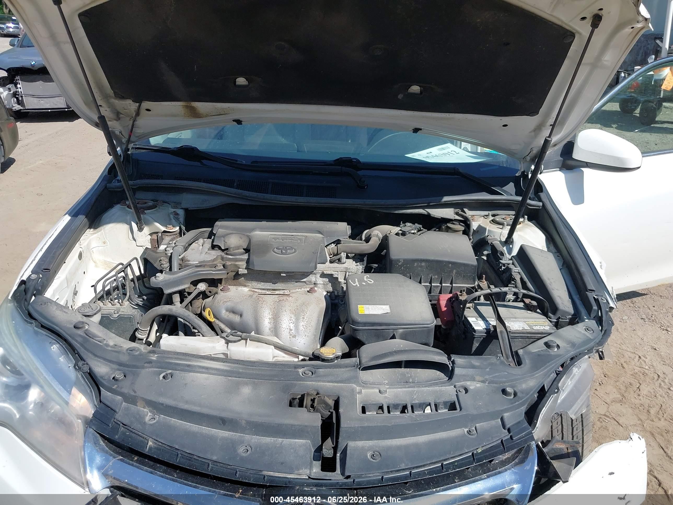 2015 Toyota Camry Le White vin: 4T1BF1FK1FU085160