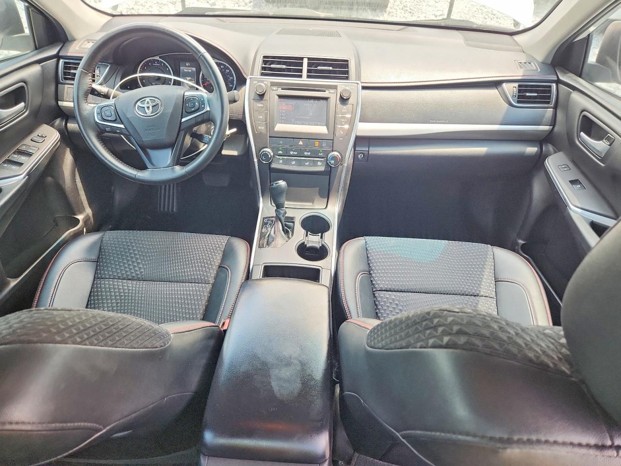2015 Toyota Camry Se White vin: 4T1BF1FK1FU093355