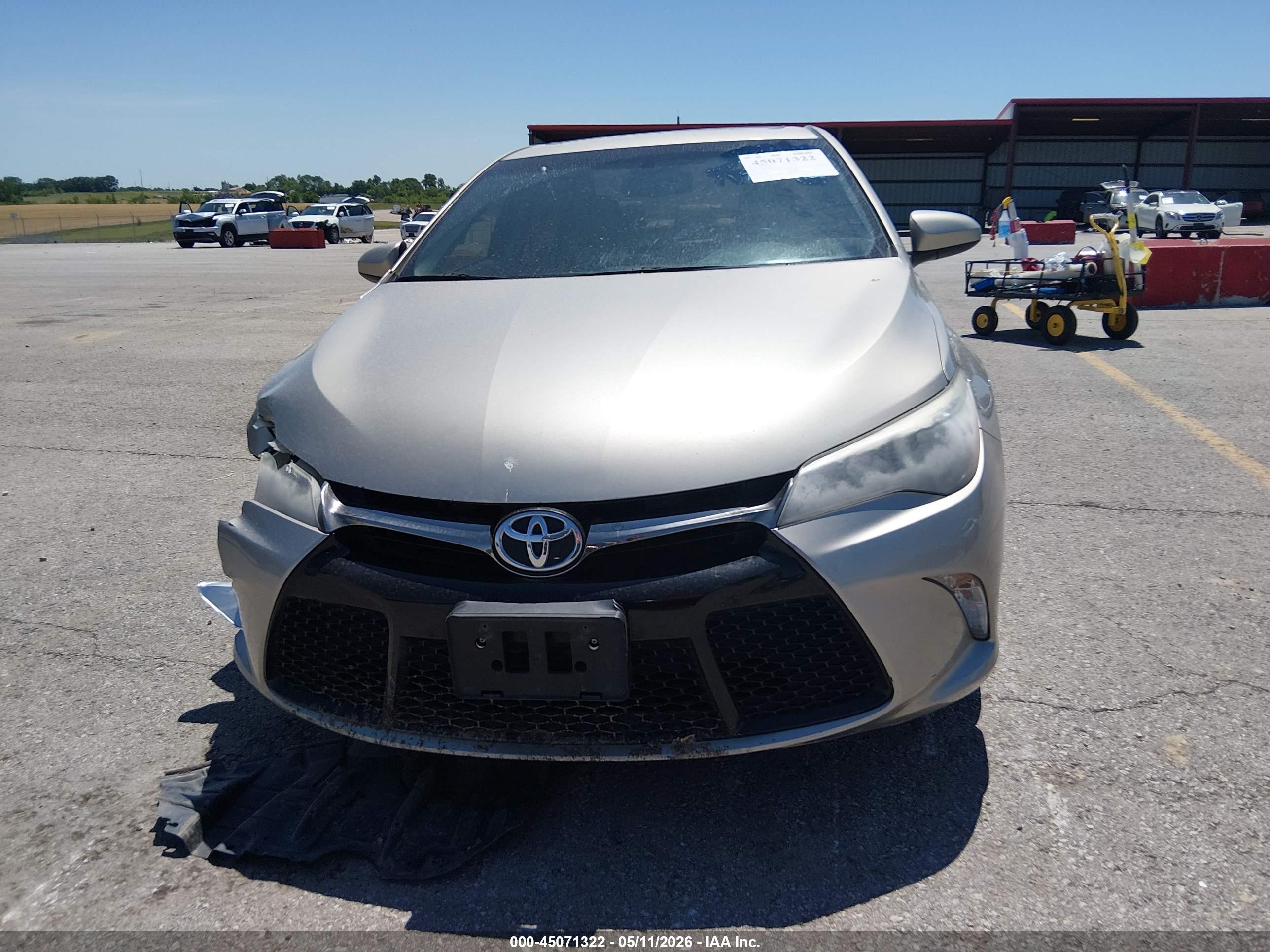 2015 Toyota Camry Se Champagne vin: 4T1BF1FK1FU098099
