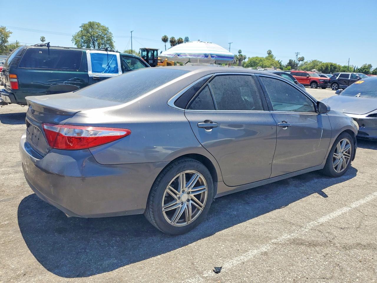 2015 Toyota Camry Se Серый vin: 4T1BF1FK1FU105214