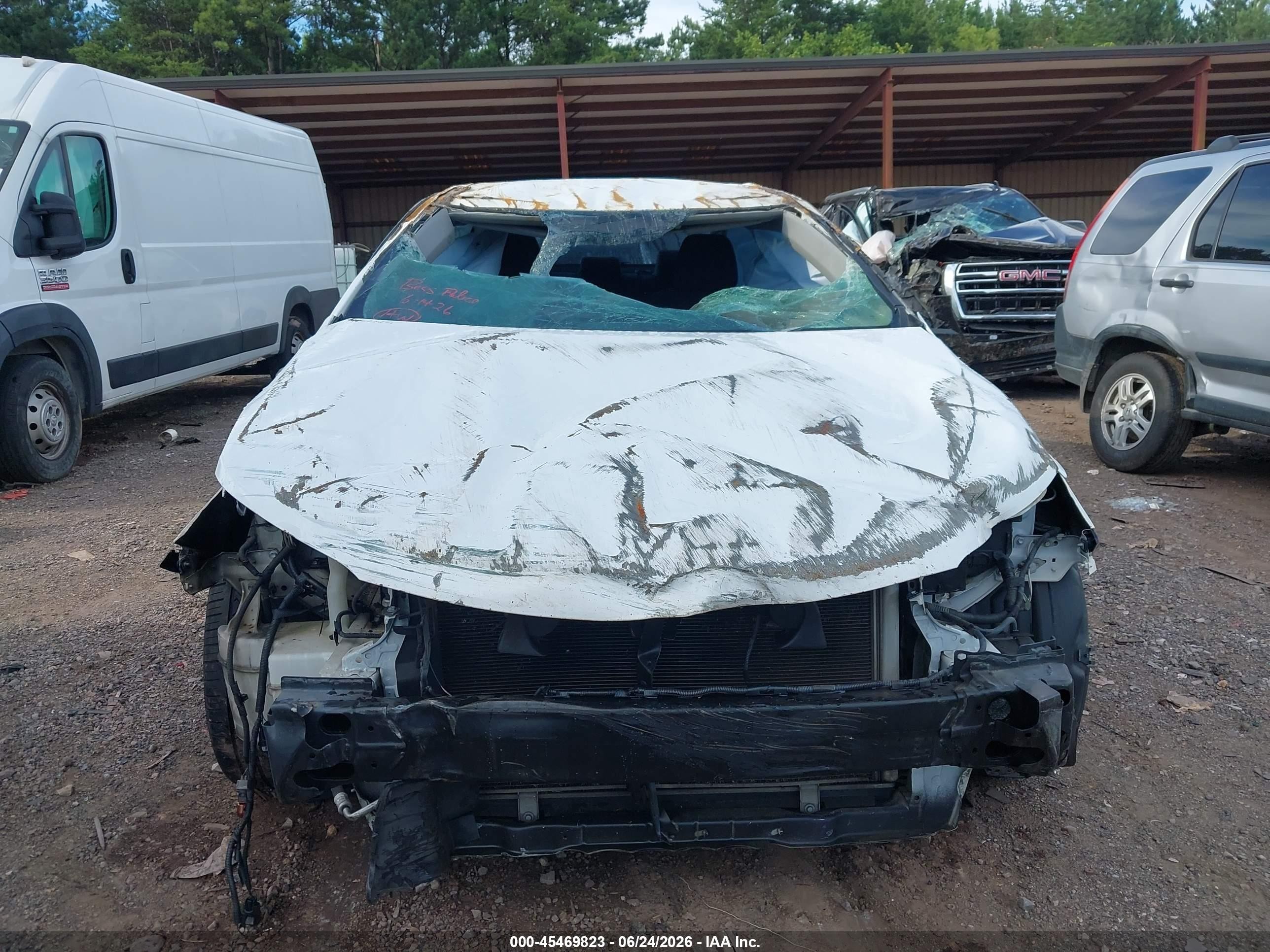 2015 Toyota Camry Le White vin: 4T1BF1FK1FU116035