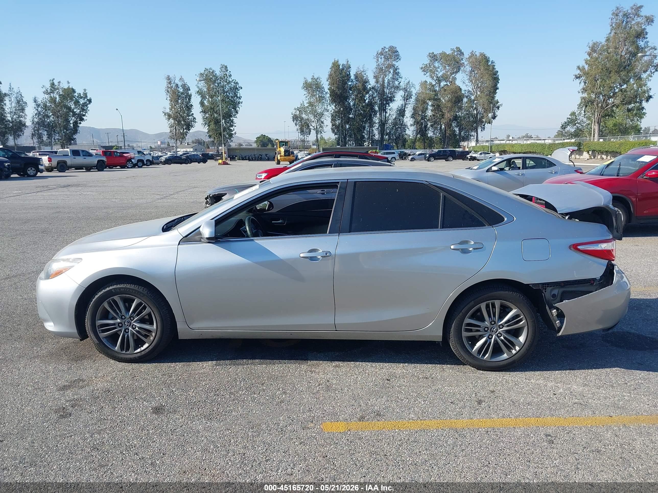 2015 Toyota Camry Se Silver vin: 4T1BF1FK1FU477751