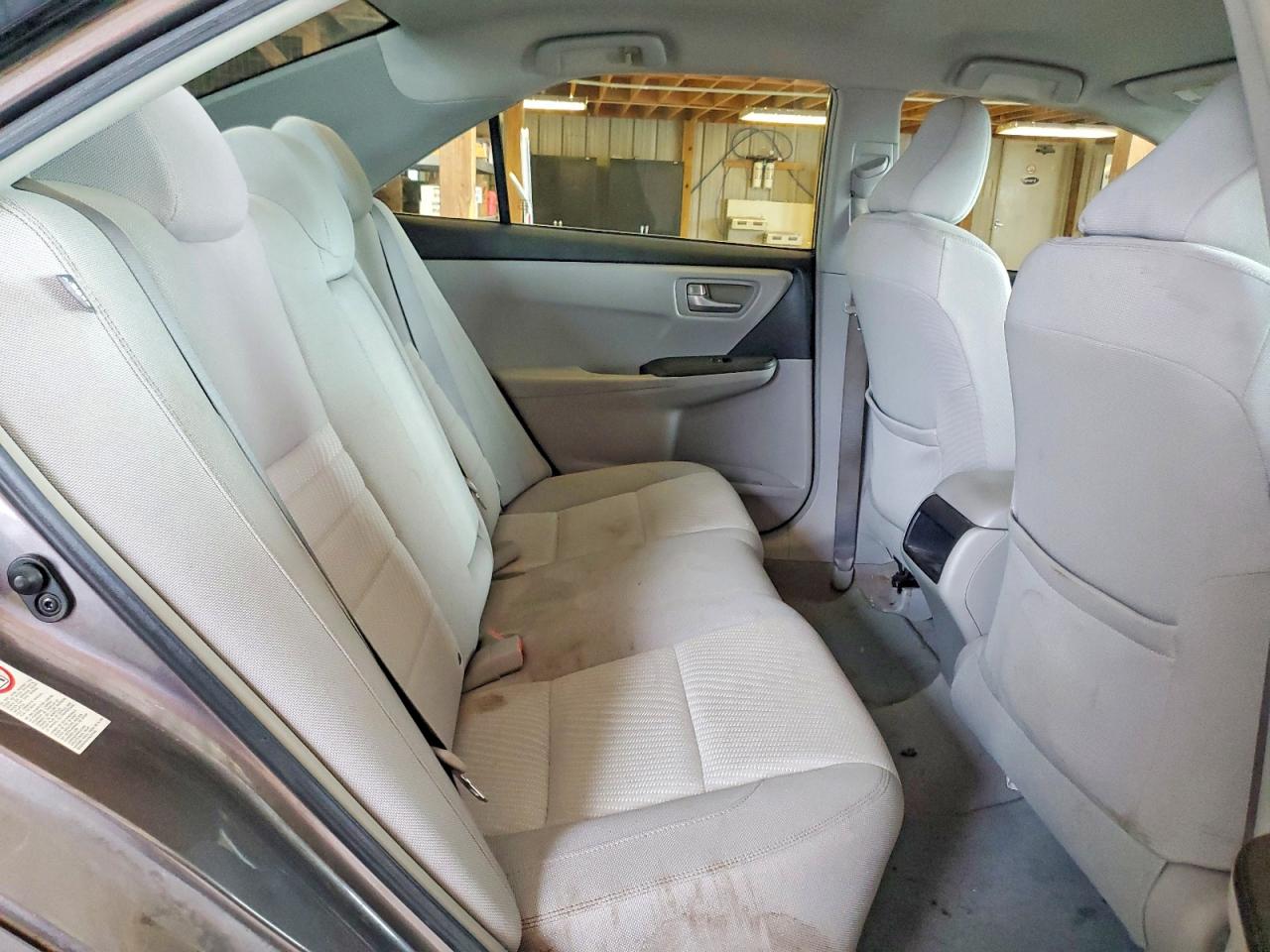 2015 Toyota Camry Le Gray vin: 4T1BF1FK1FU479936