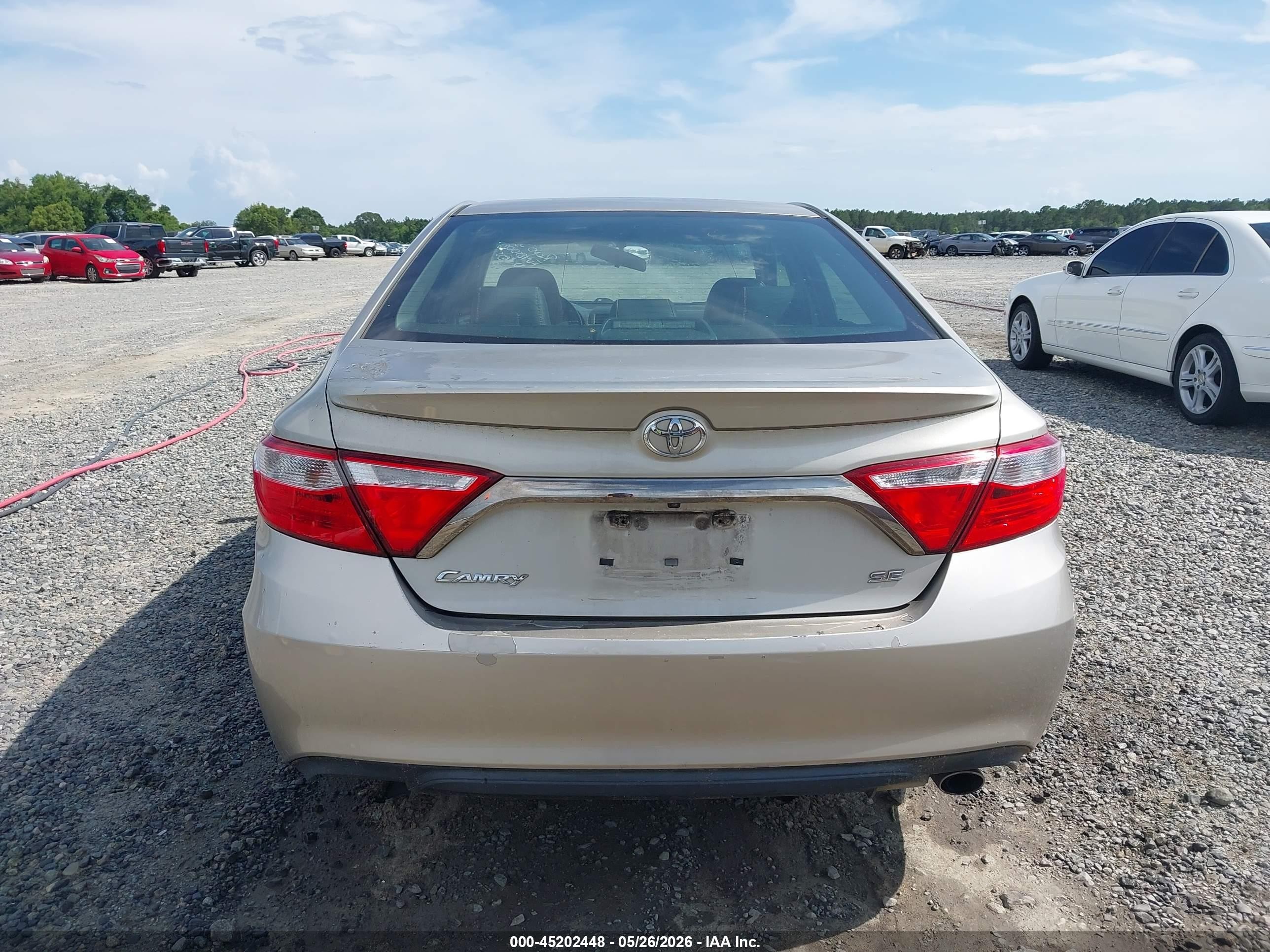 2015 Toyota Camry Se Champagne vin: 4T1BF1FK1FU485008