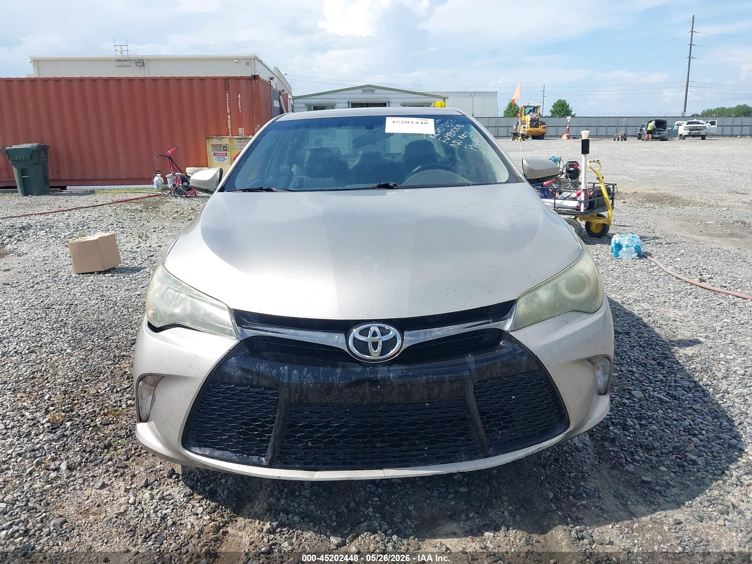 2015 Toyota Camry Se Champagne vin: 4T1BF1FK1FU485008