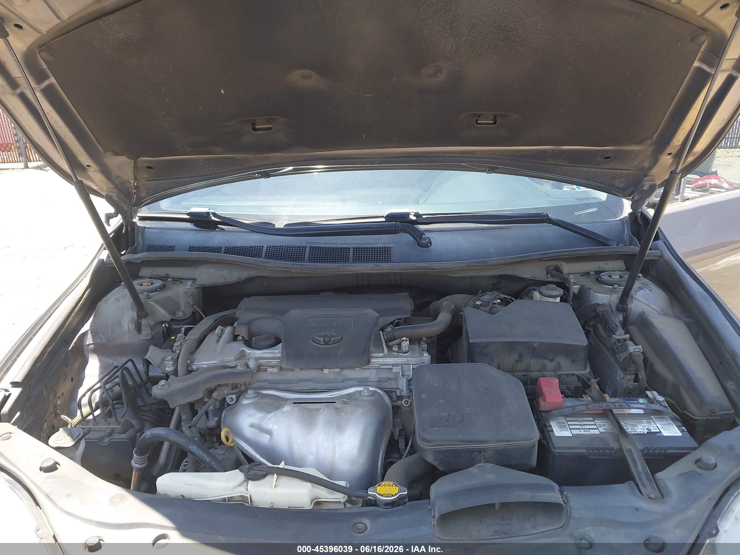 2015 Toyota Camry Se Серый vin: 4T1BF1FK1FU493352