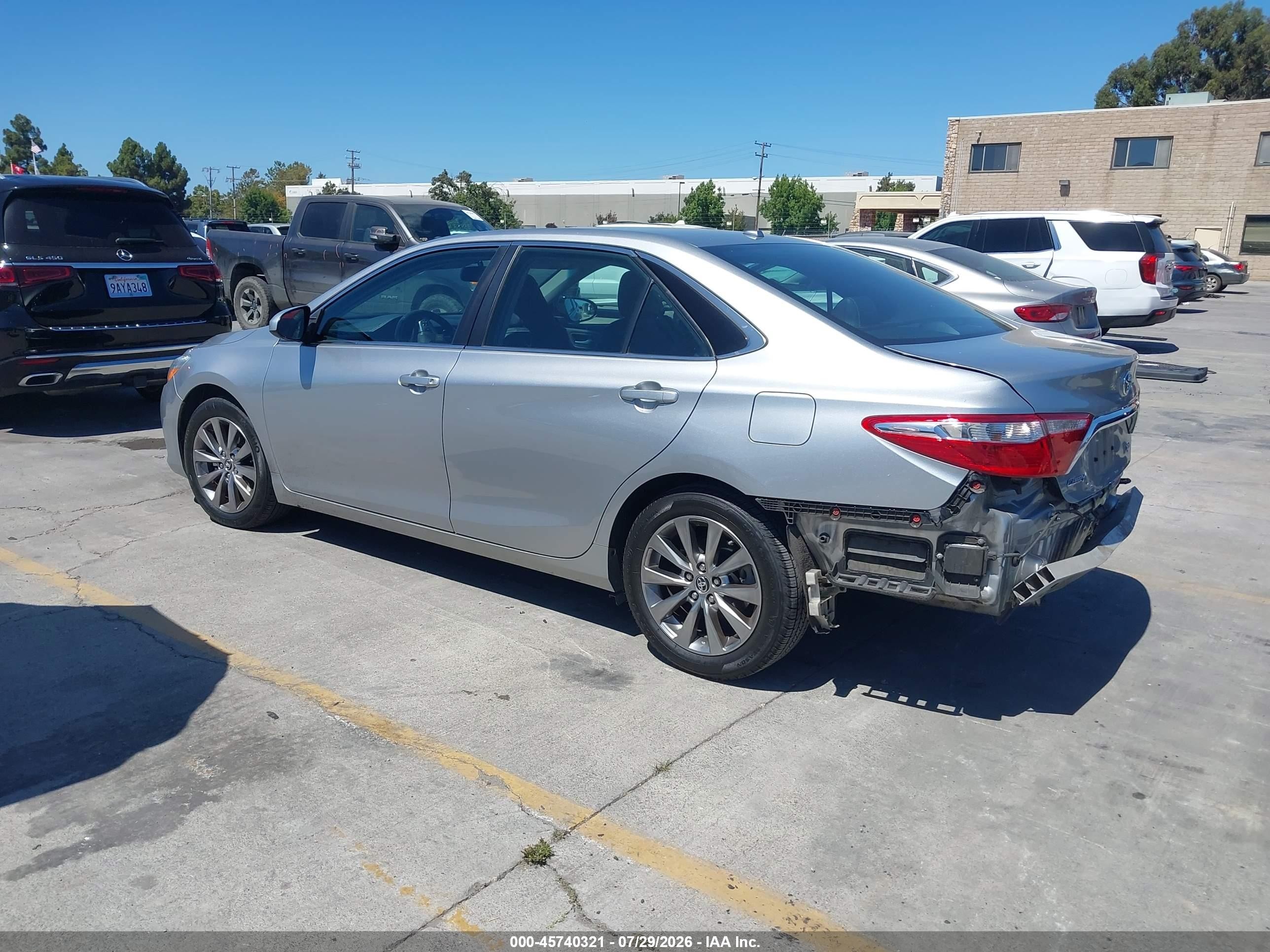 2015 Toyota Camry Xle Gray vin: 4T1BF1FK1FU877440