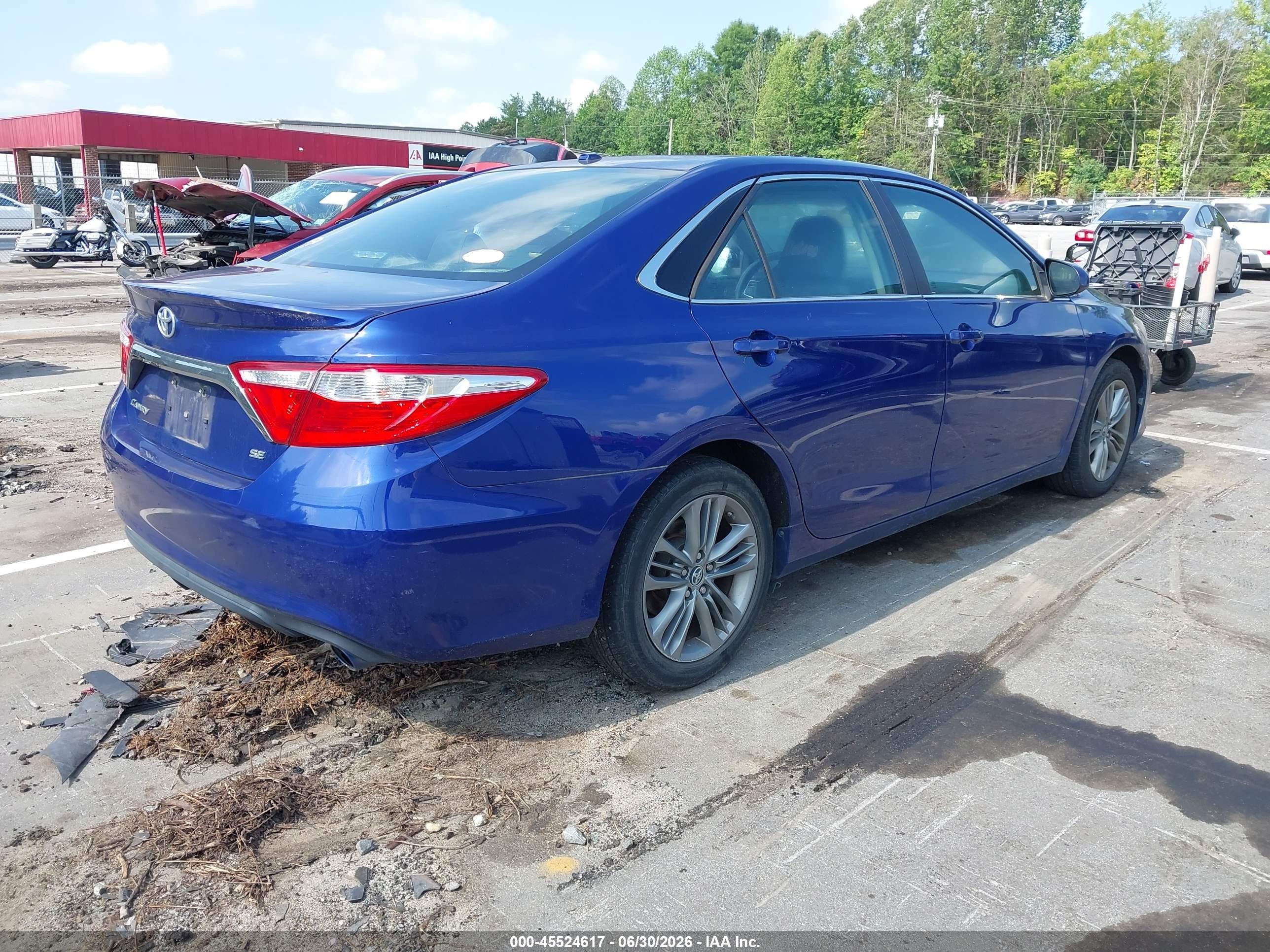 2015 Toyota Camry Se Blue vin: 4T1BF1FK1FU881472
