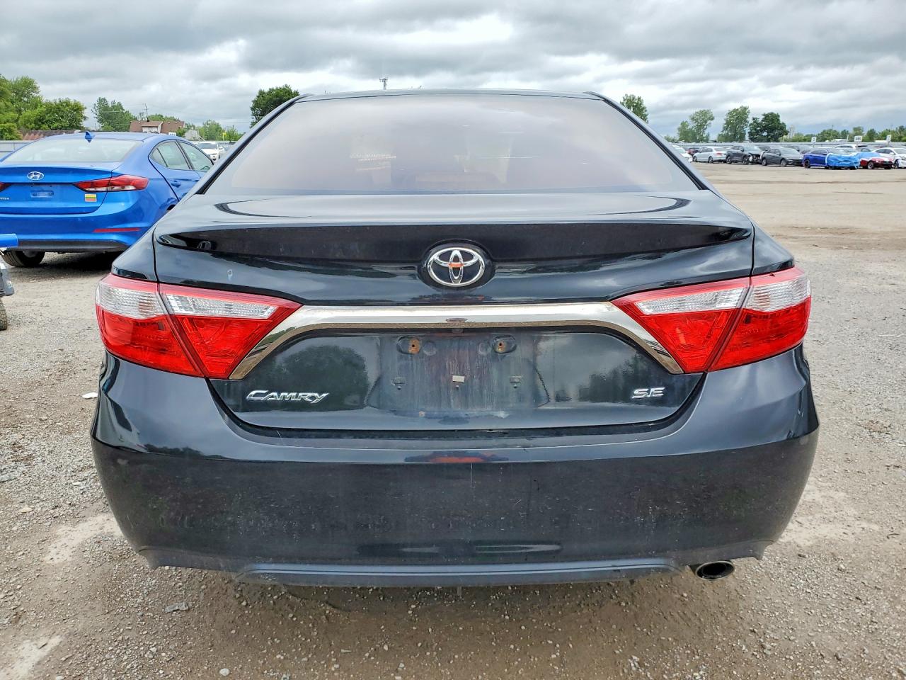 2015 Toyota Camry Le Черный vin: 4T1BF1FK1FU890477