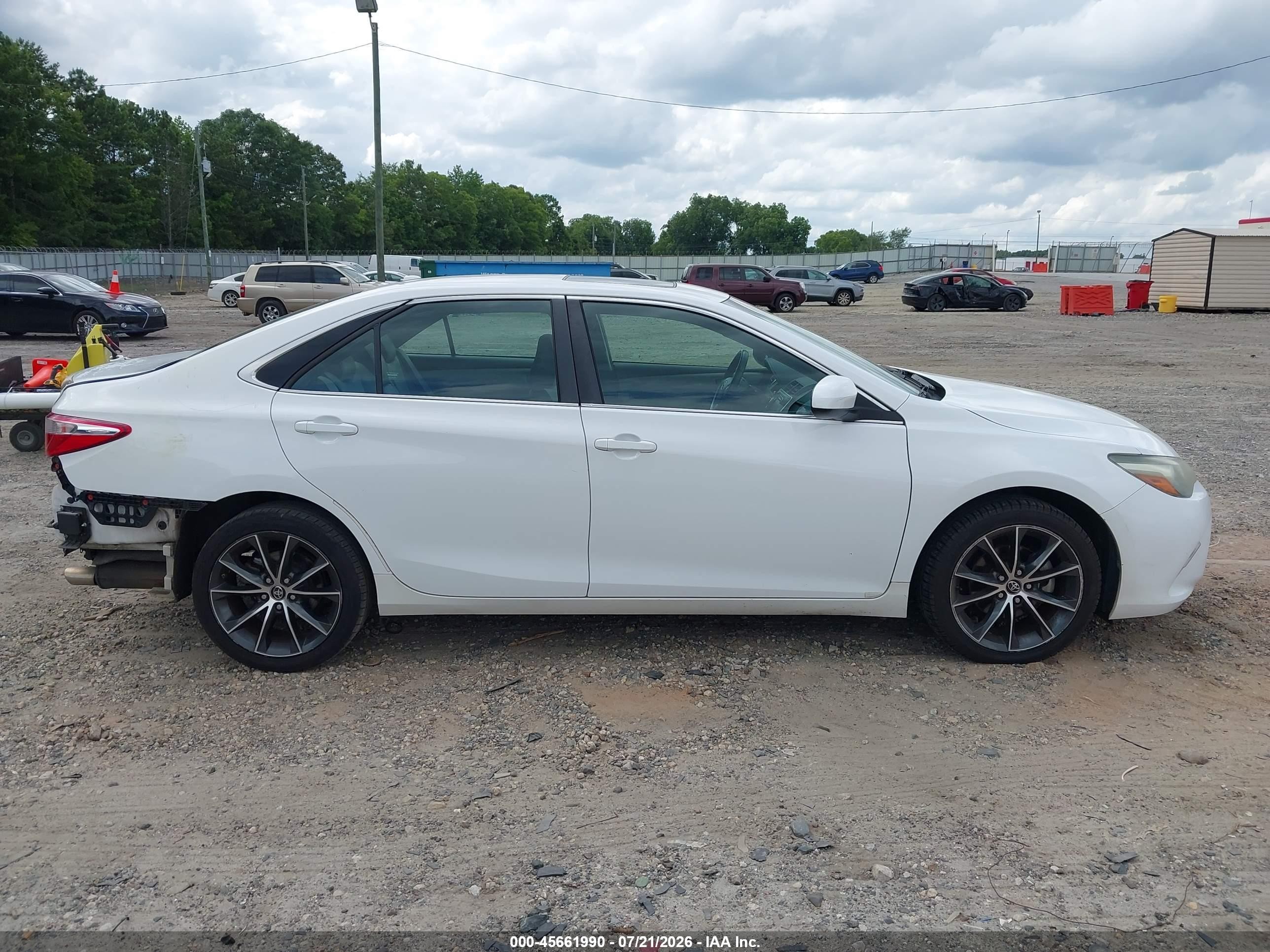 2015 Toyota Camry Xse White vin: 4T1BF1FK1FU905317