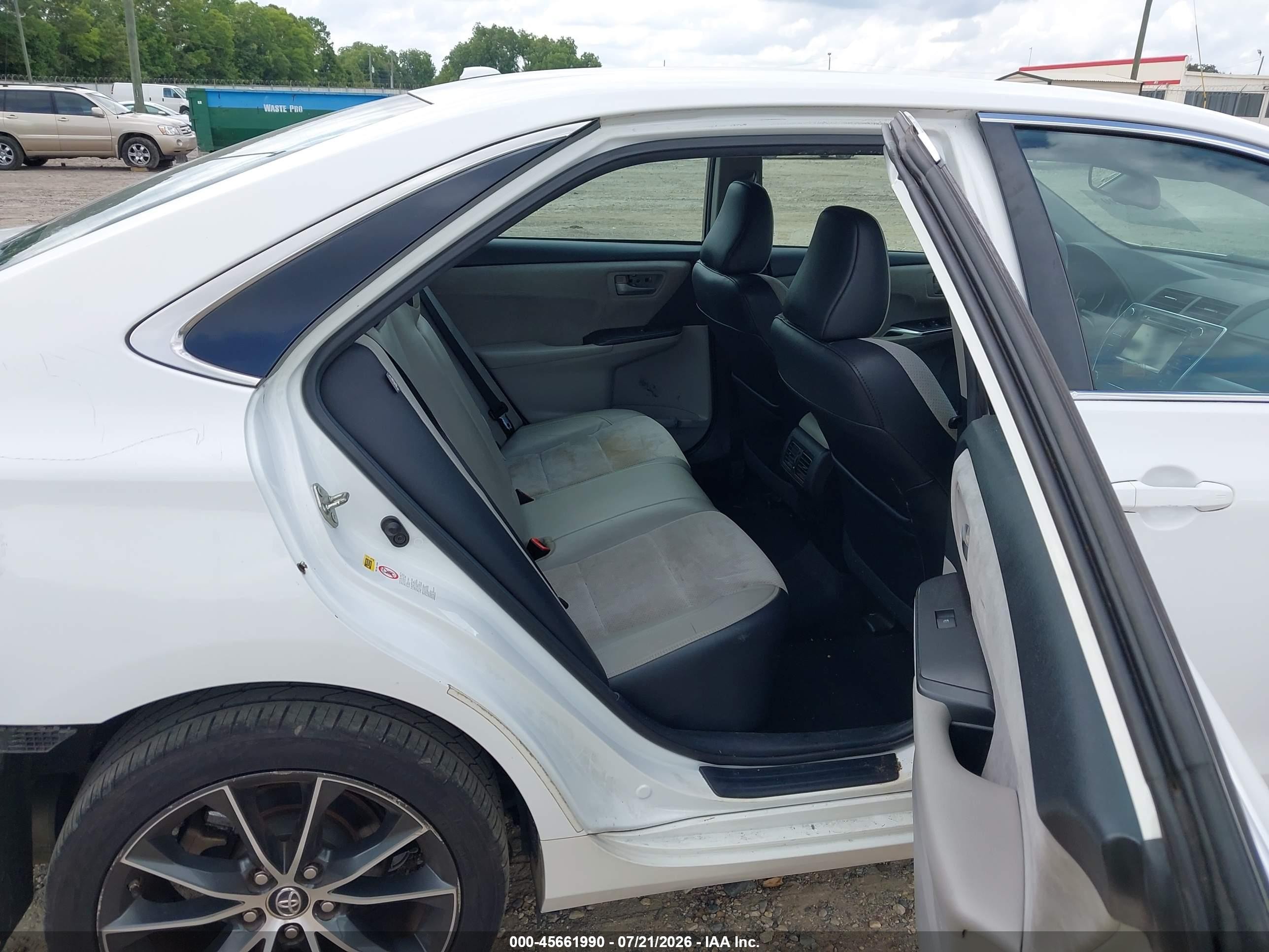 2015 Toyota Camry Xse White vin: 4T1BF1FK1FU905317