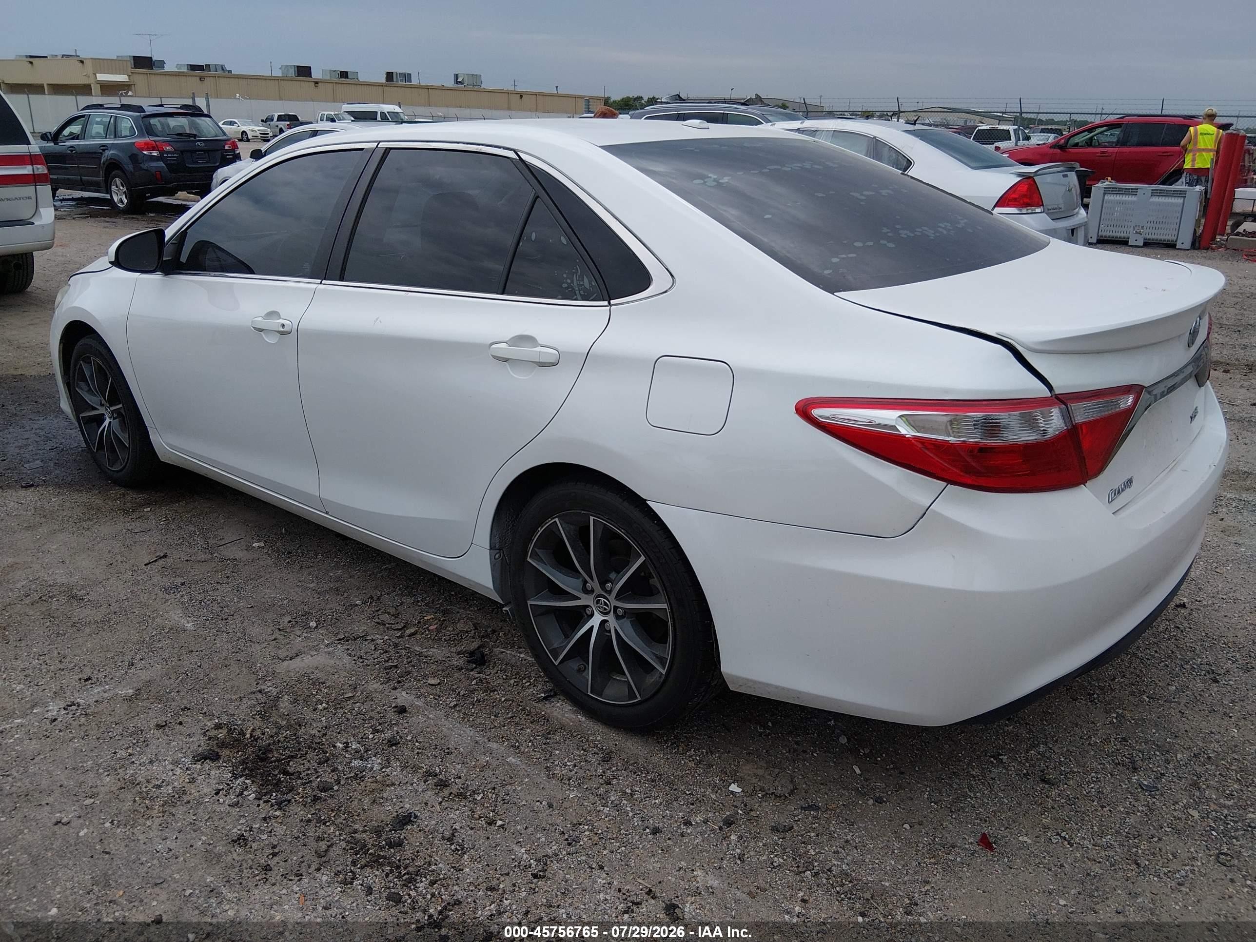 2015 Toyota Camry Xse White vin: 4T1BF1FK1FU916978