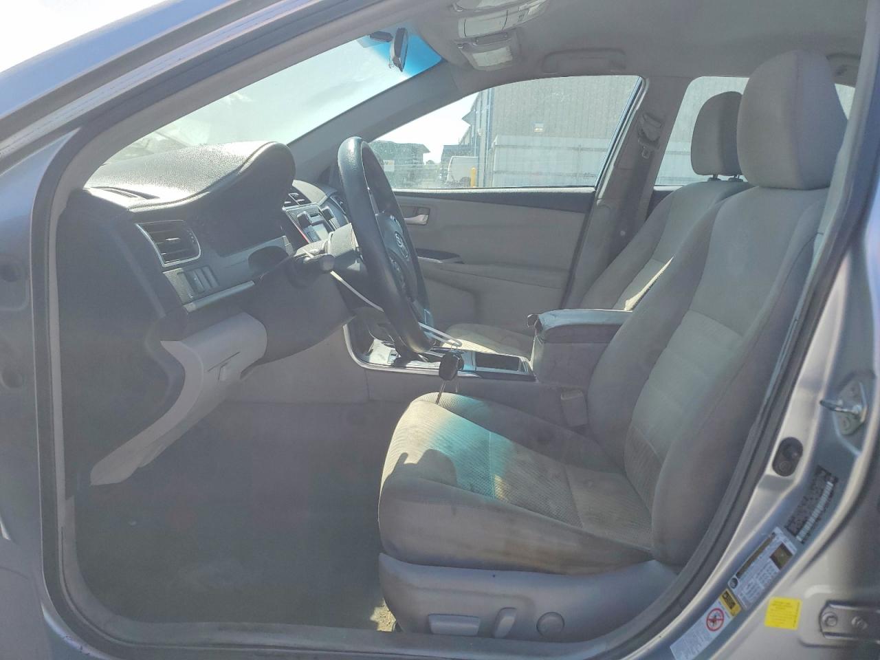 2015 Toyota Camry Le Silver vin: 4T1BF1FK1FU924028