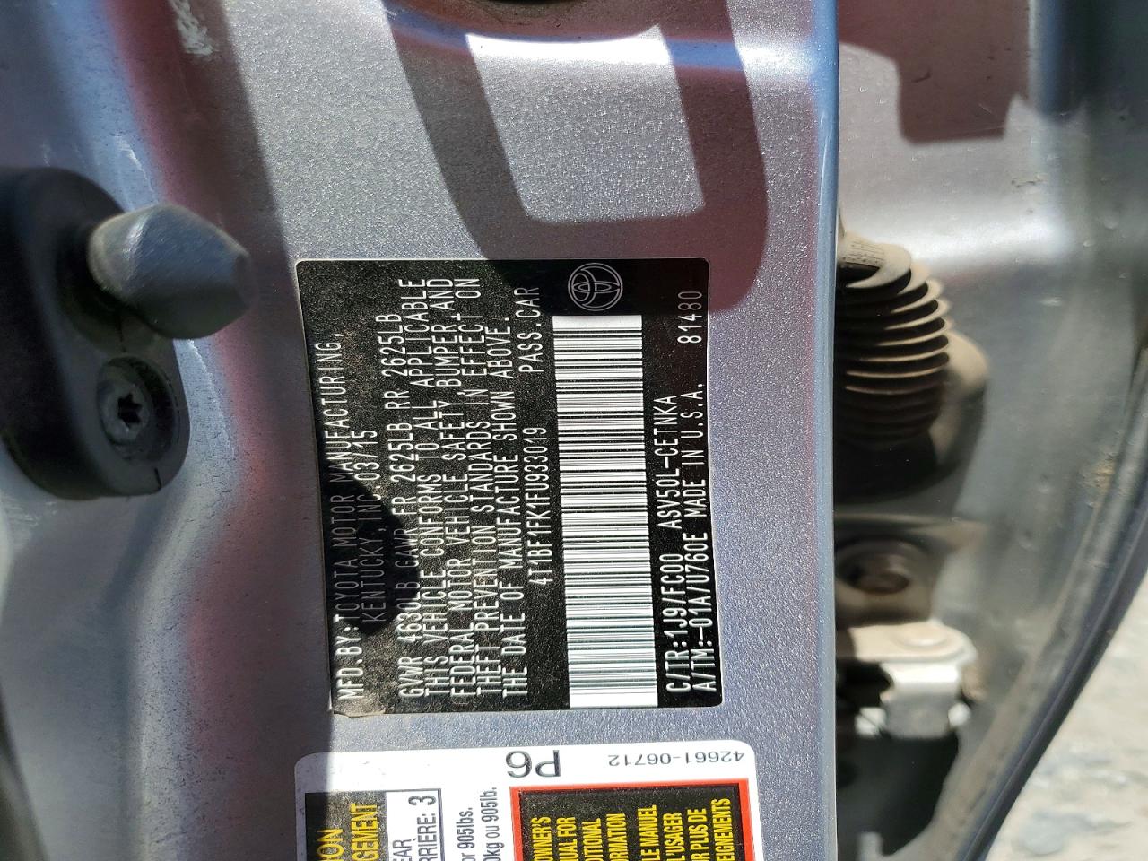 2015 Toyota Camry Le Silver vin: 4T1BF1FK1FU933019
