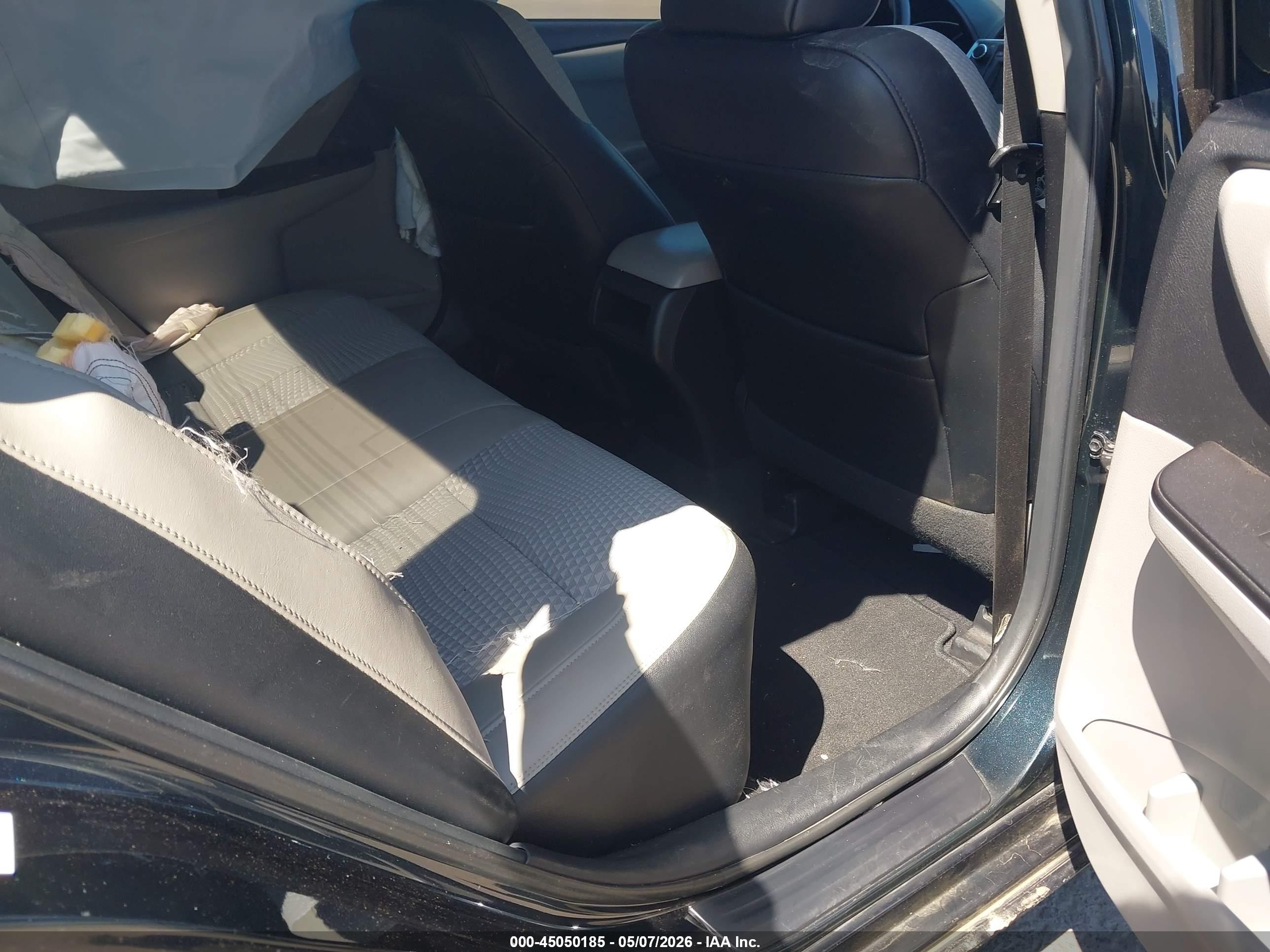2015 Toyota Camry Se Dark Blue vin: 4T1BF1FK1FU933523