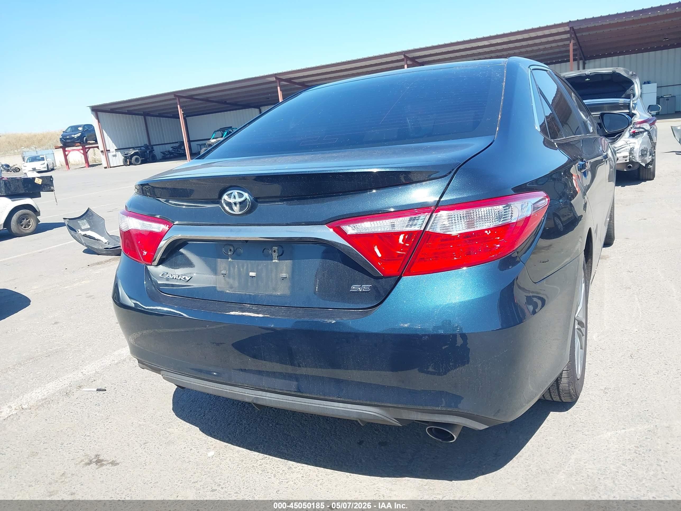 2015 Toyota Camry Se Dark Blue vin: 4T1BF1FK1FU933523