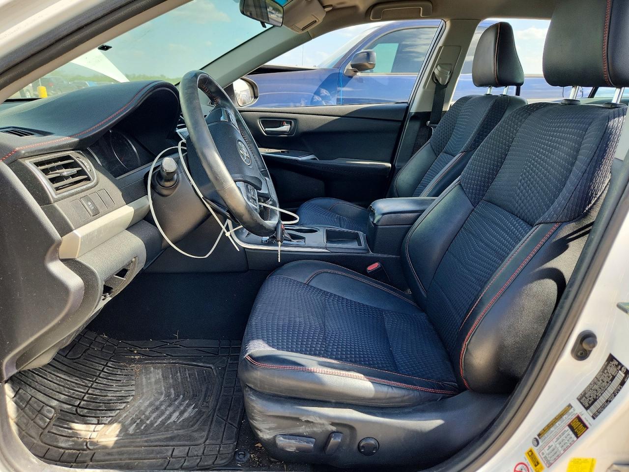2015 Toyota Camry Se White vin: 4T1BF1FK1FU955618
