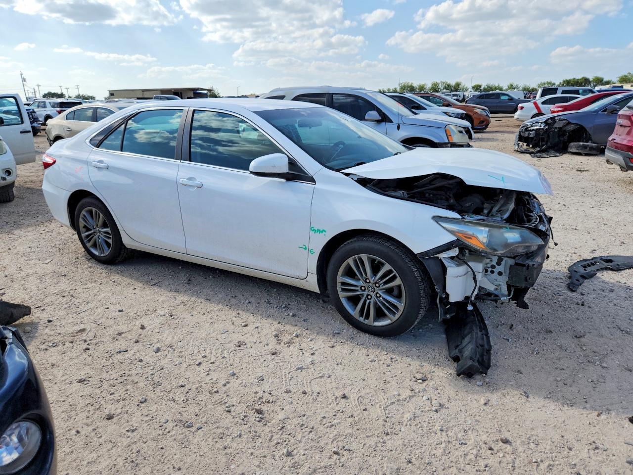 2015 Toyota Camry Se White vin: 4T1BF1FK1FU955618