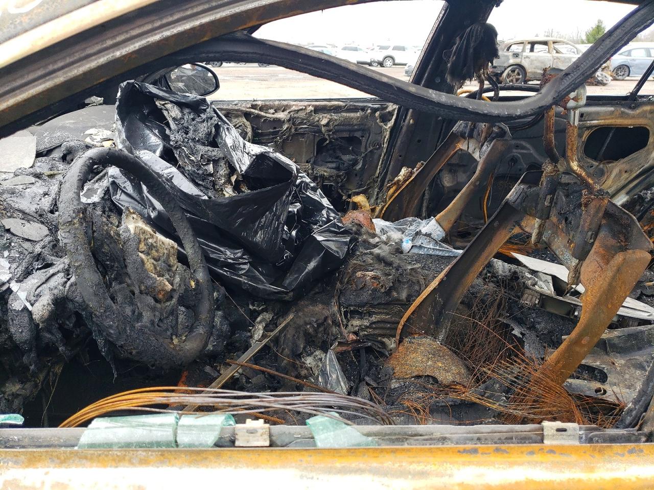 2015 Toyota Camry Le Burn vin: 4T1BF1FK1FU957532