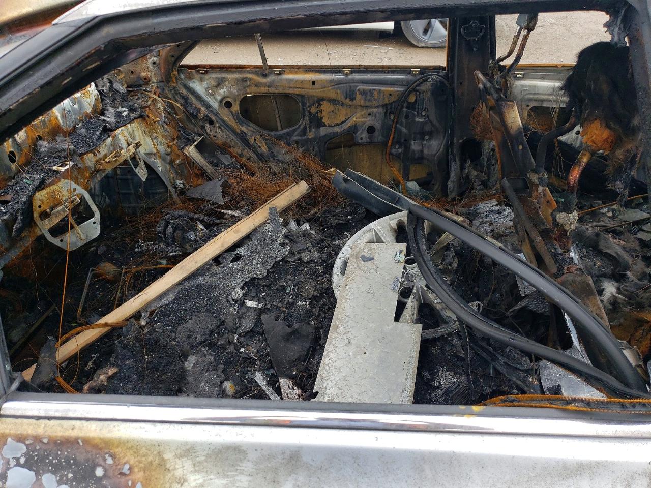 2015 Toyota Camry Le Burn vin: 4T1BF1FK1FU957532