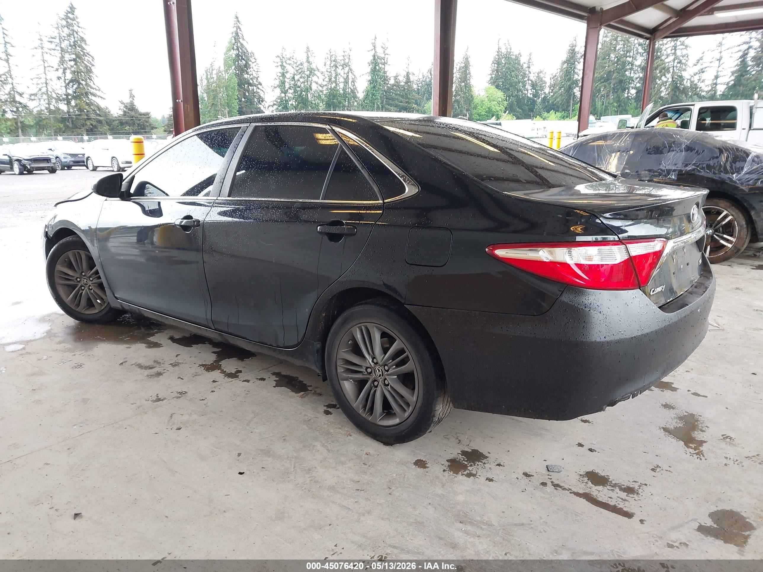 2015 Toyota Camry Se Black vin: 4T1BF1FK1FU960768