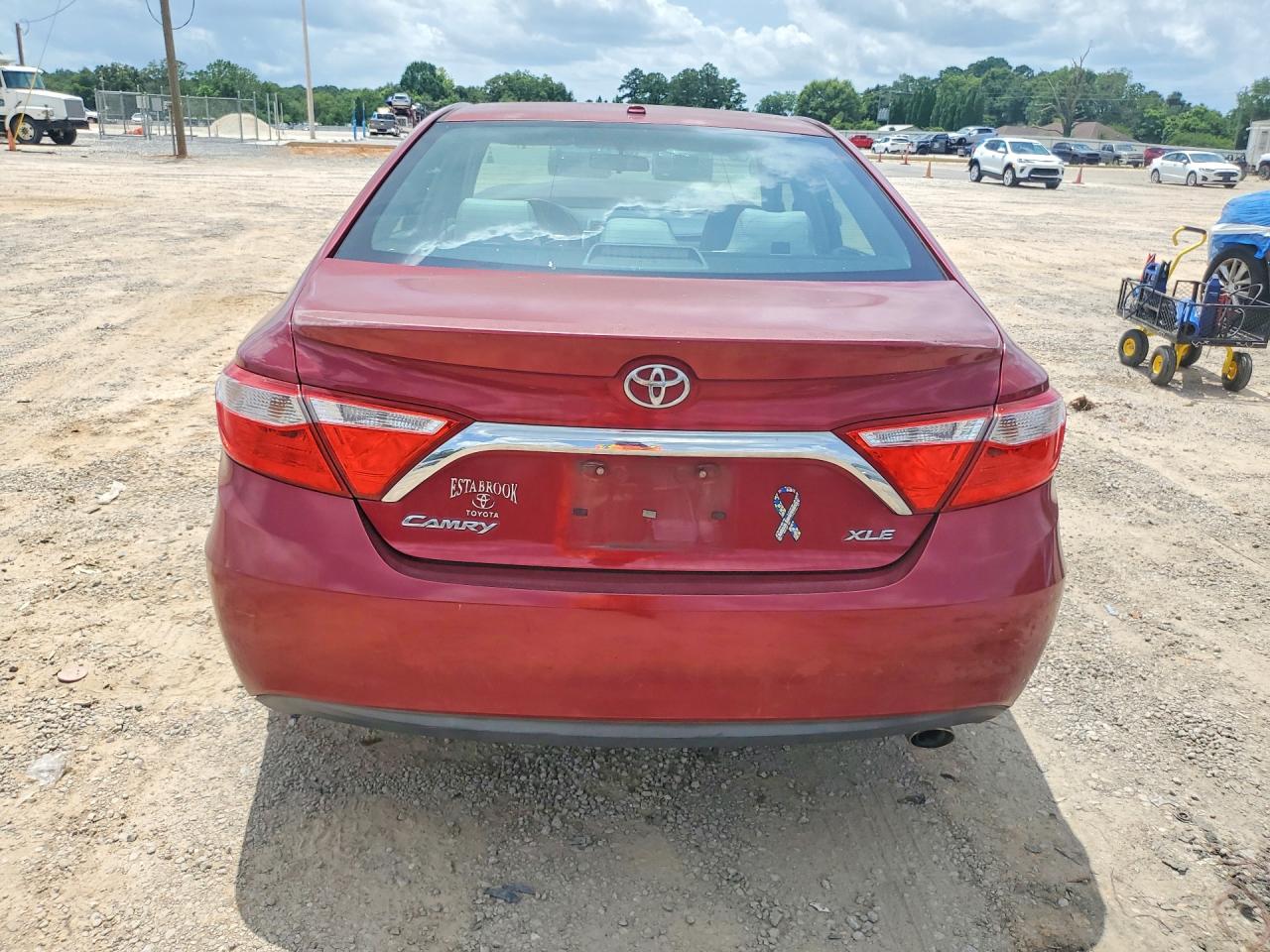 2015 Toyota Camry Xle Burgundy vin: 4T1BF1FK1FU971883