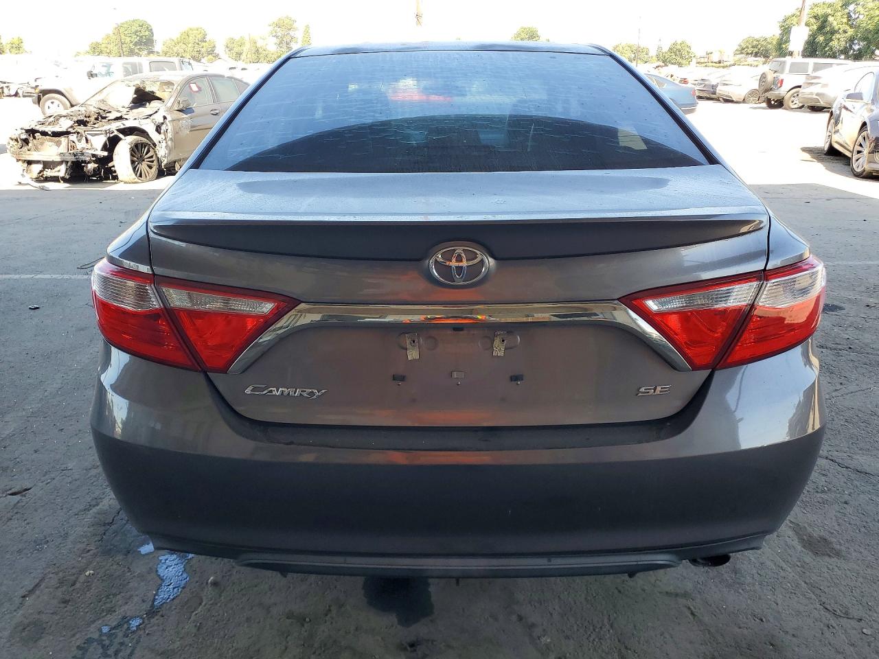 2015 Toyota Camry Se Gray vin: 4T1BF1FK1FU982477