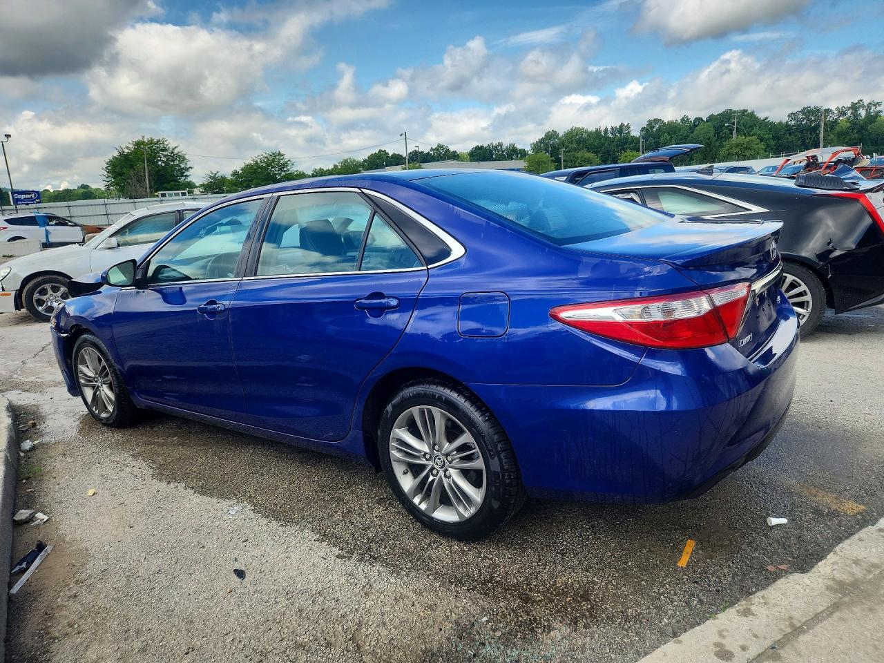2015 Toyota Camry Se Blue vin: 4T1BF1FK1FU984665