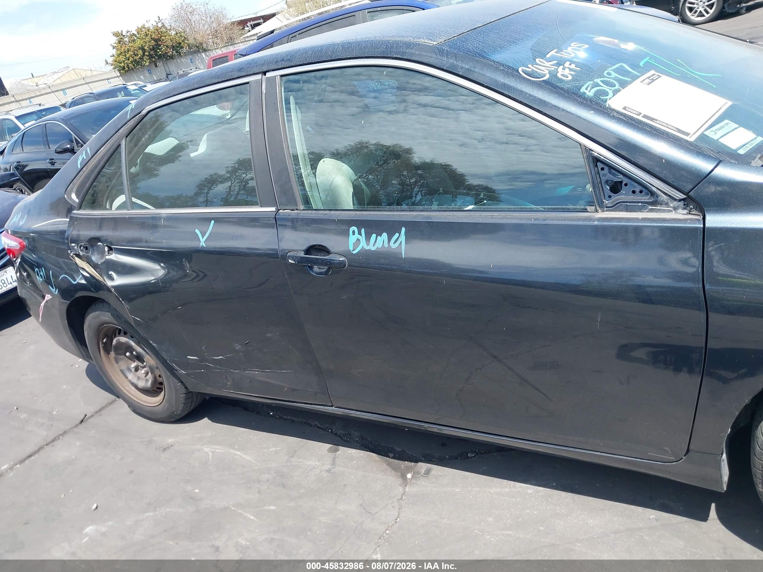 2015 Toyota Camry Le Green vin: 4T1BF1FK1FU986142