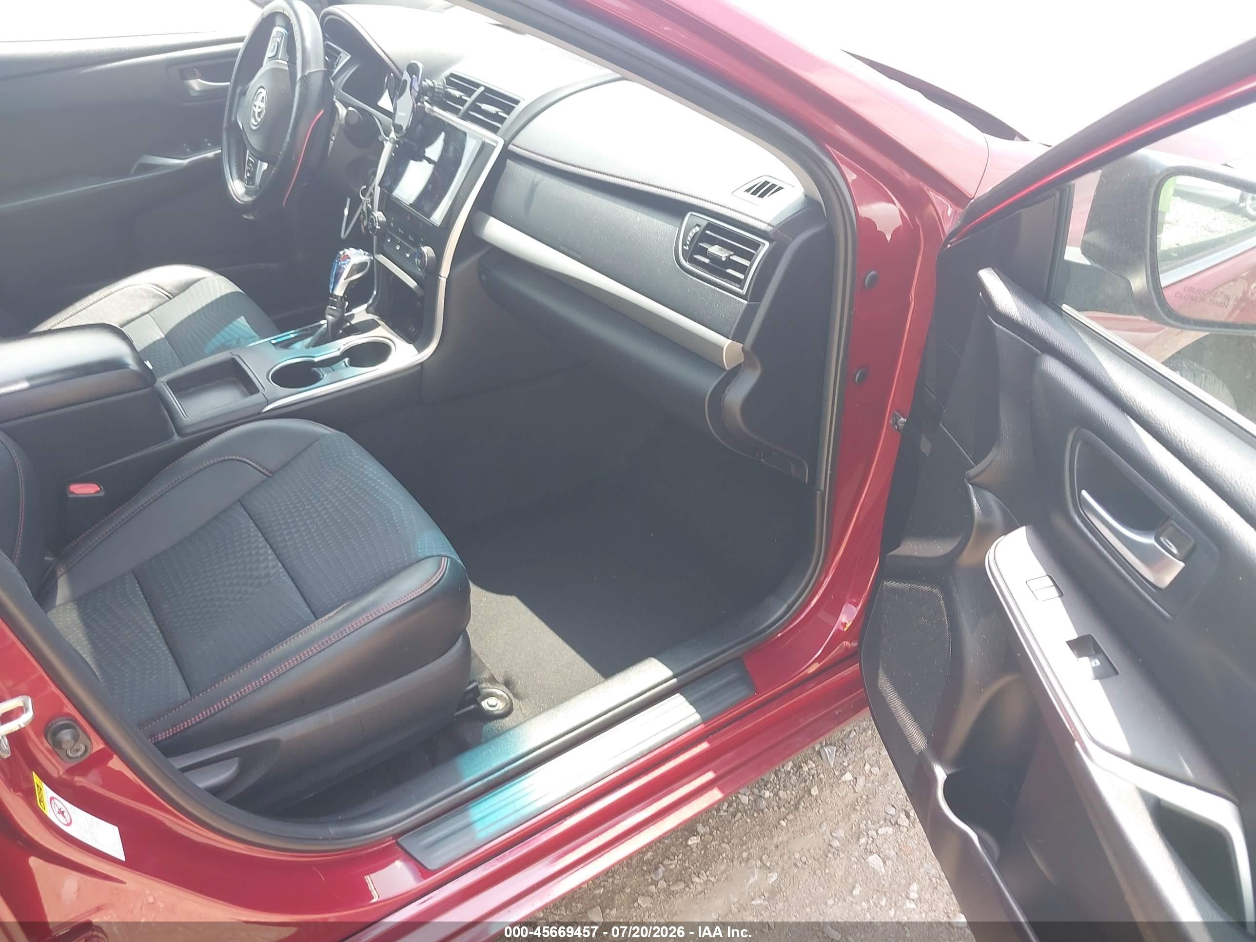 2015 Toyota Camry Se Red vin: 4T1BF1FK1FU987176