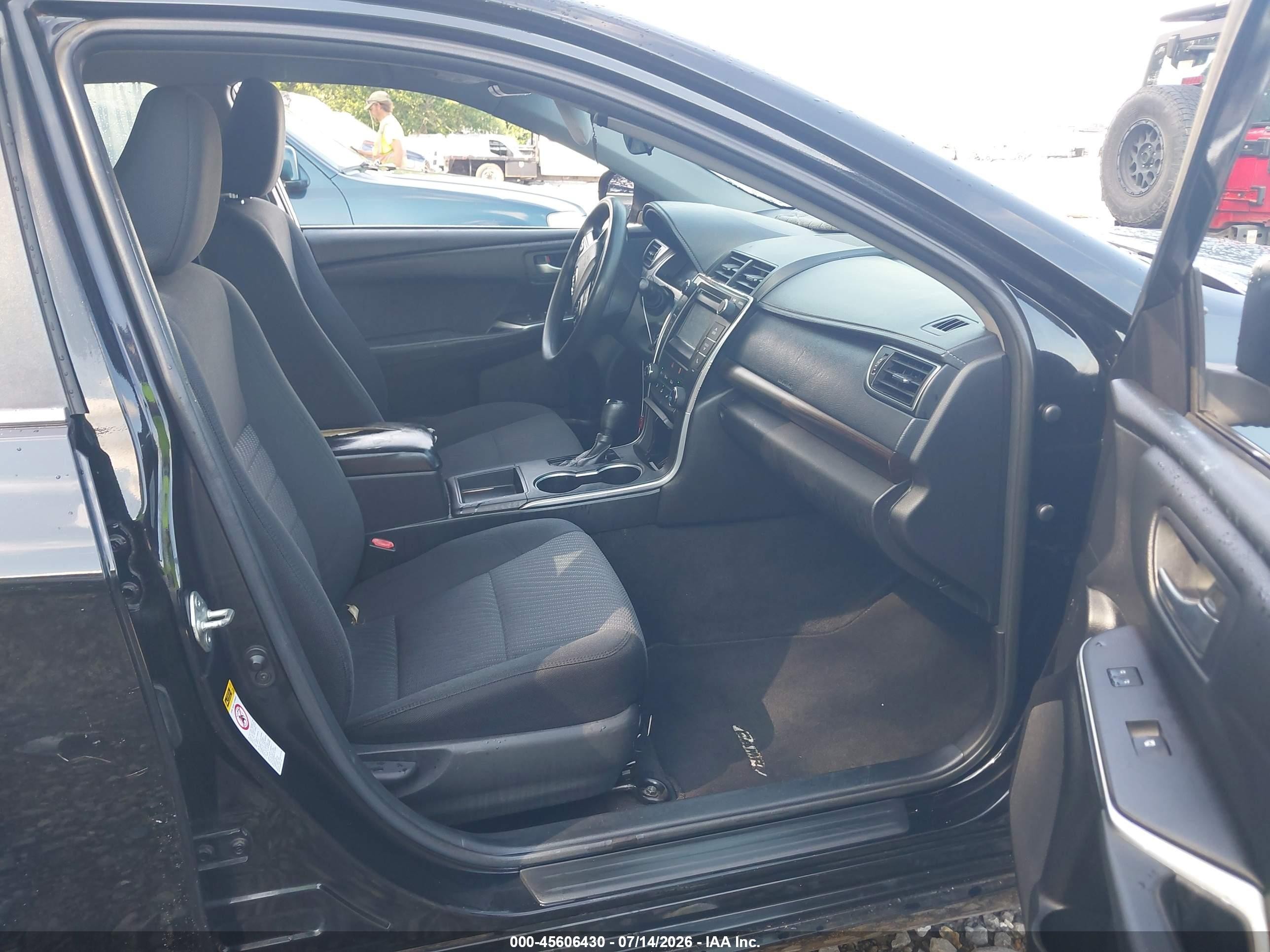 2015 Toyota Camry Le Black vin: 4T1BF1FK1FU991339