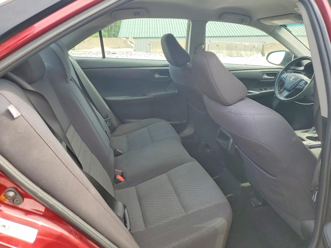 2016 Toyota Camry Le Red vin: 4T1BF1FK1GU532586