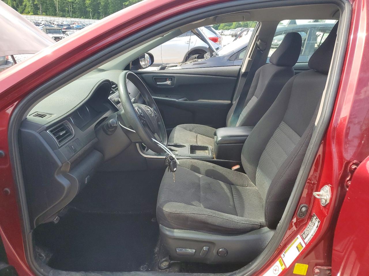 2016 Toyota Camry Le Red vin: 4T1BF1FK1GU532586