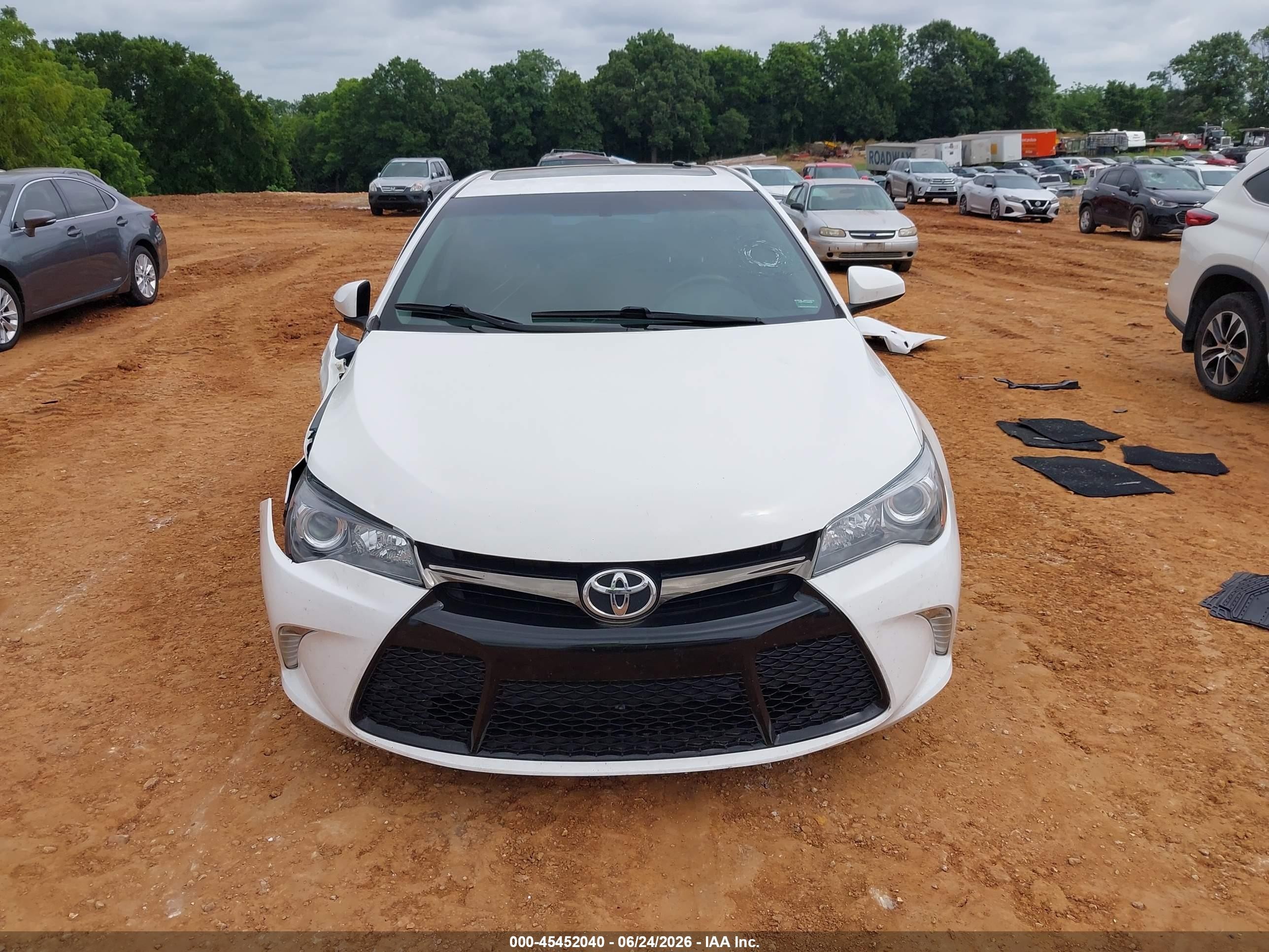 2016 Toyota Camry Se Белый vin: 4T1BF1FK1GU549601
