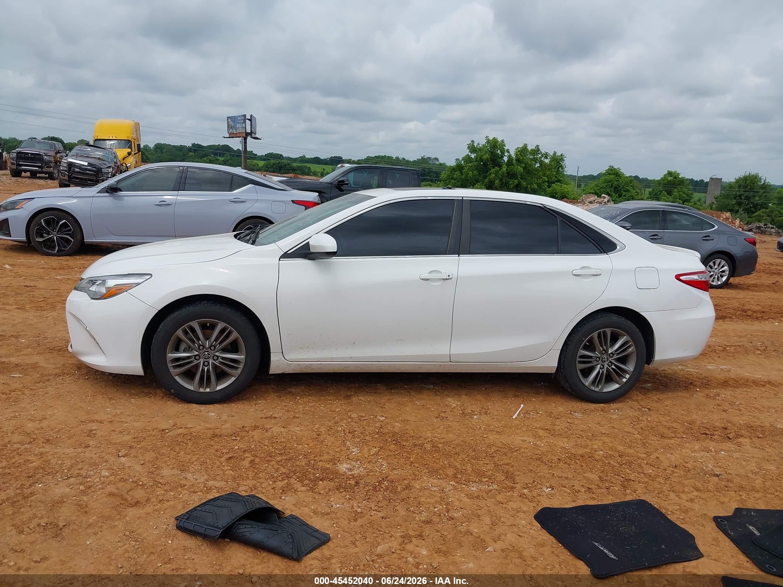 2016 Toyota Camry Se Белый vin: 4T1BF1FK1GU549601