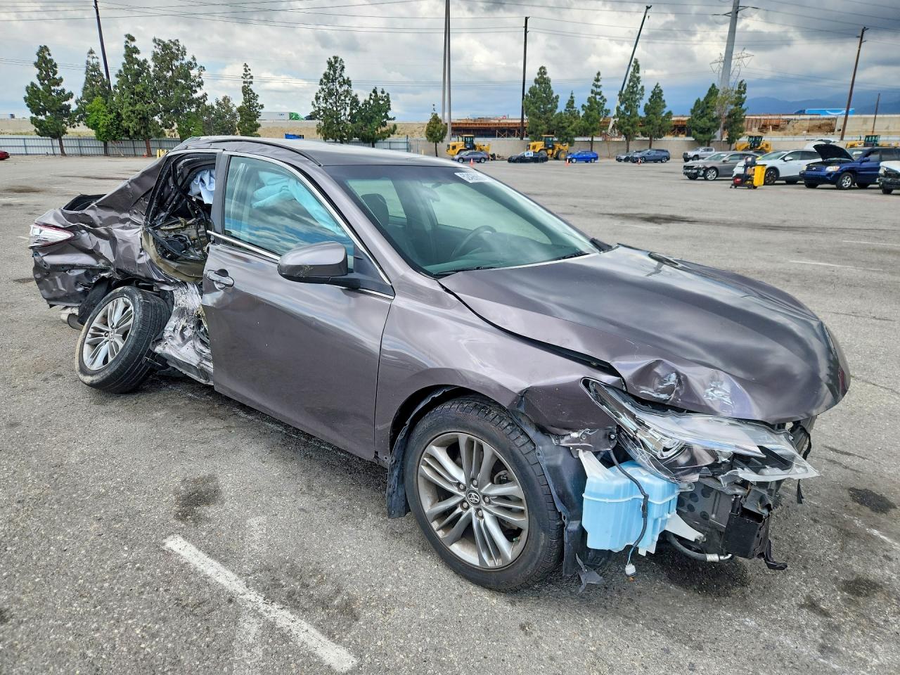 2017 Toyota Camry Se Silver vin: 4T1BF1FK1HU383047