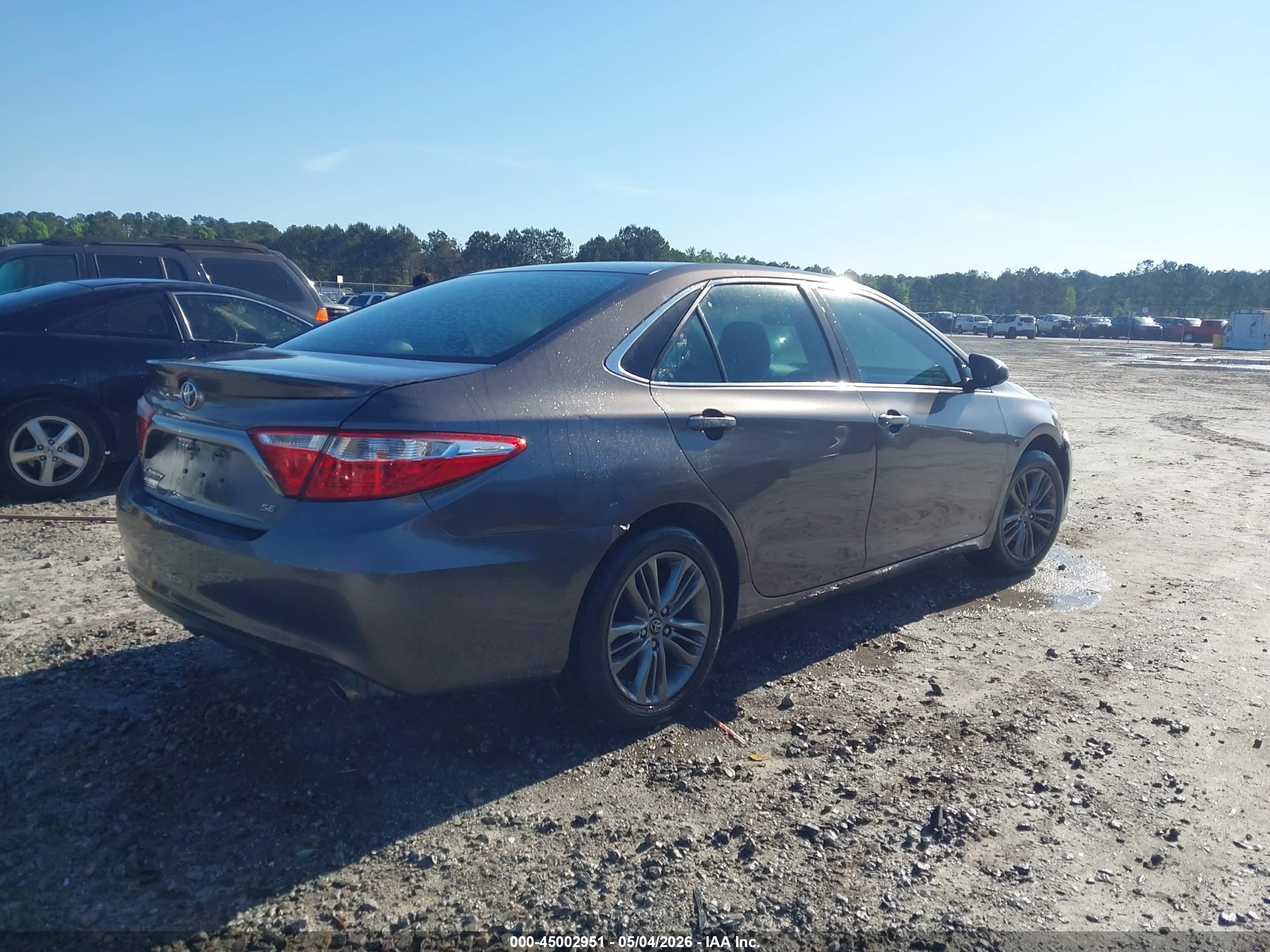 2017 Toyota Camry Se Gray vin: 4T1BF1FK1HU633161