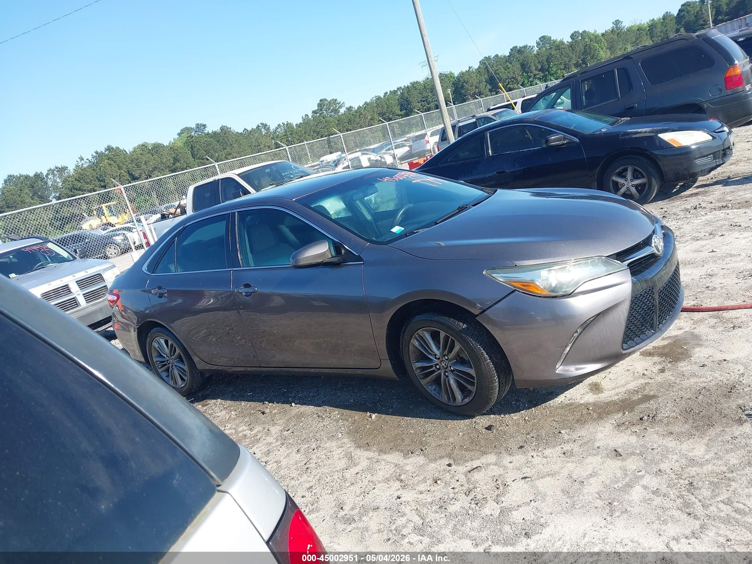 2017 Toyota Camry Se Gray vin: 4T1BF1FK1HU633161