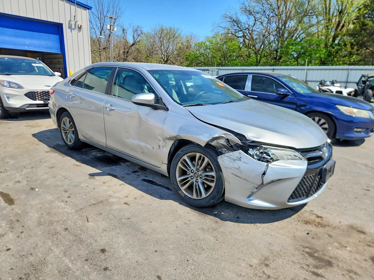 2017 Toyota Camry Se Silver vin: 4T1BF1FK1HU679346