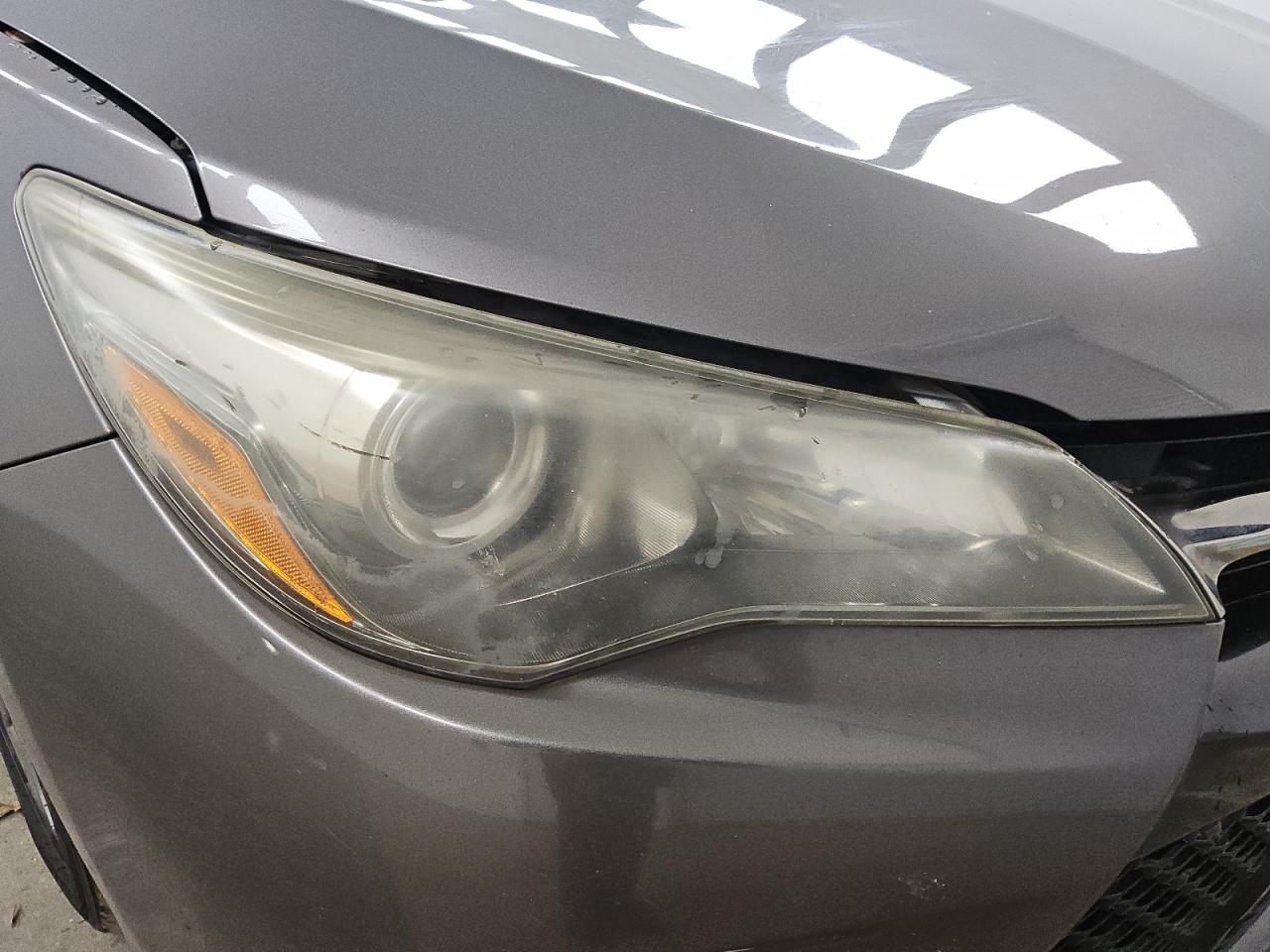 2017 Toyota Camry Se Gray vin: 4T1BF1FK1HU686653 Damage: Right Head Lamp, Faded, Repair Required