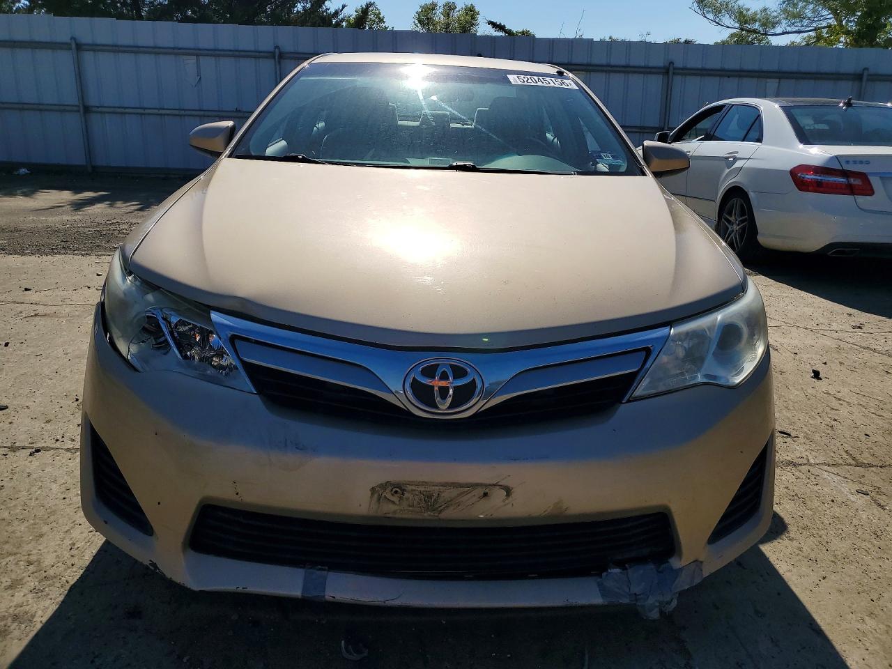 2012 Toyota Camry Le Gold vin: 4T1BF1FK2CU007188
