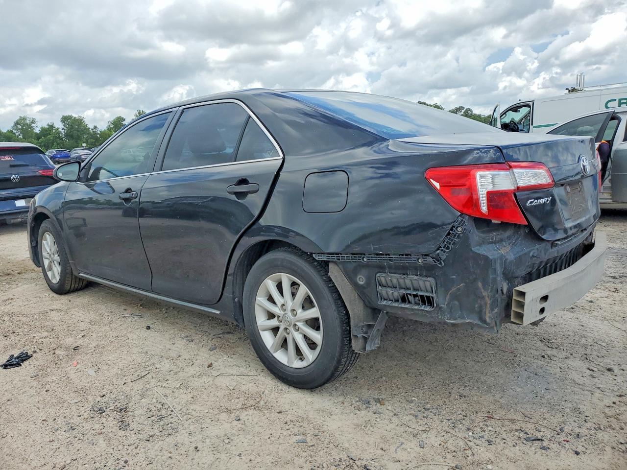 2012 Toyota Camry Le Black vin: 4T1BF1FK2CU007871