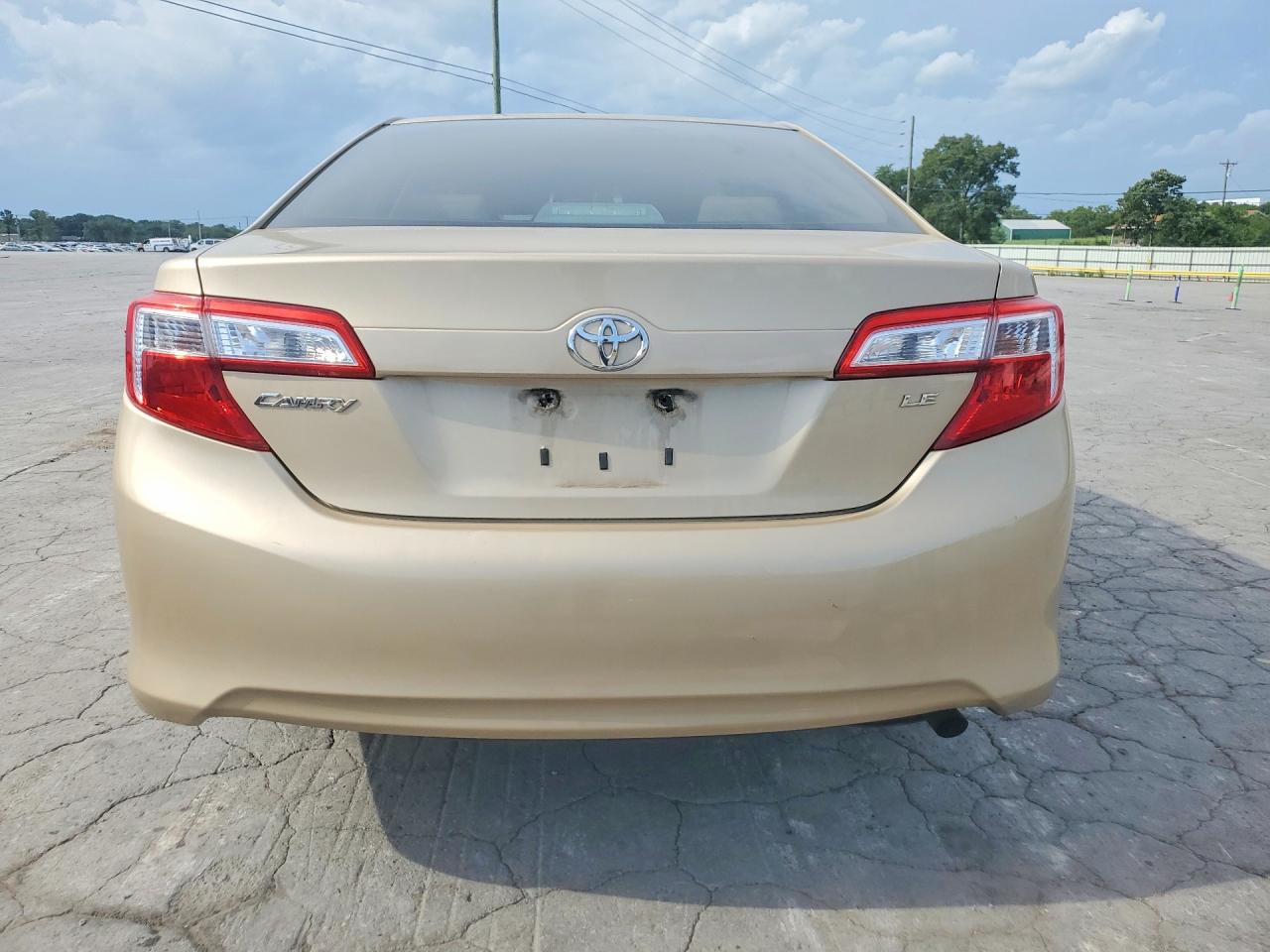 2012 Toyota Camry Le Tan vin: 4T1BF1FK2CU037484