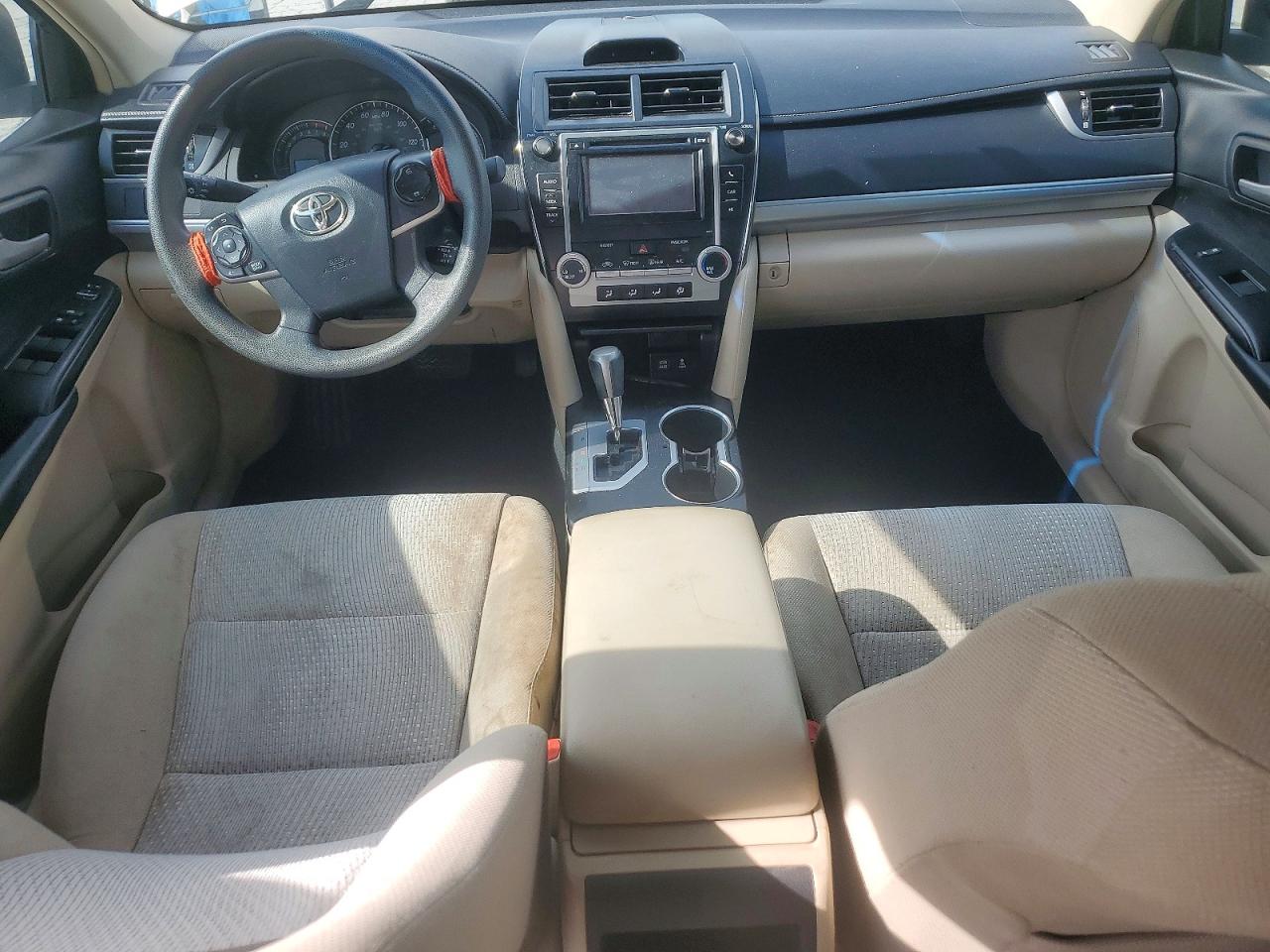 2012 Toyota Camry Le Tan vin: 4T1BF1FK2CU037484