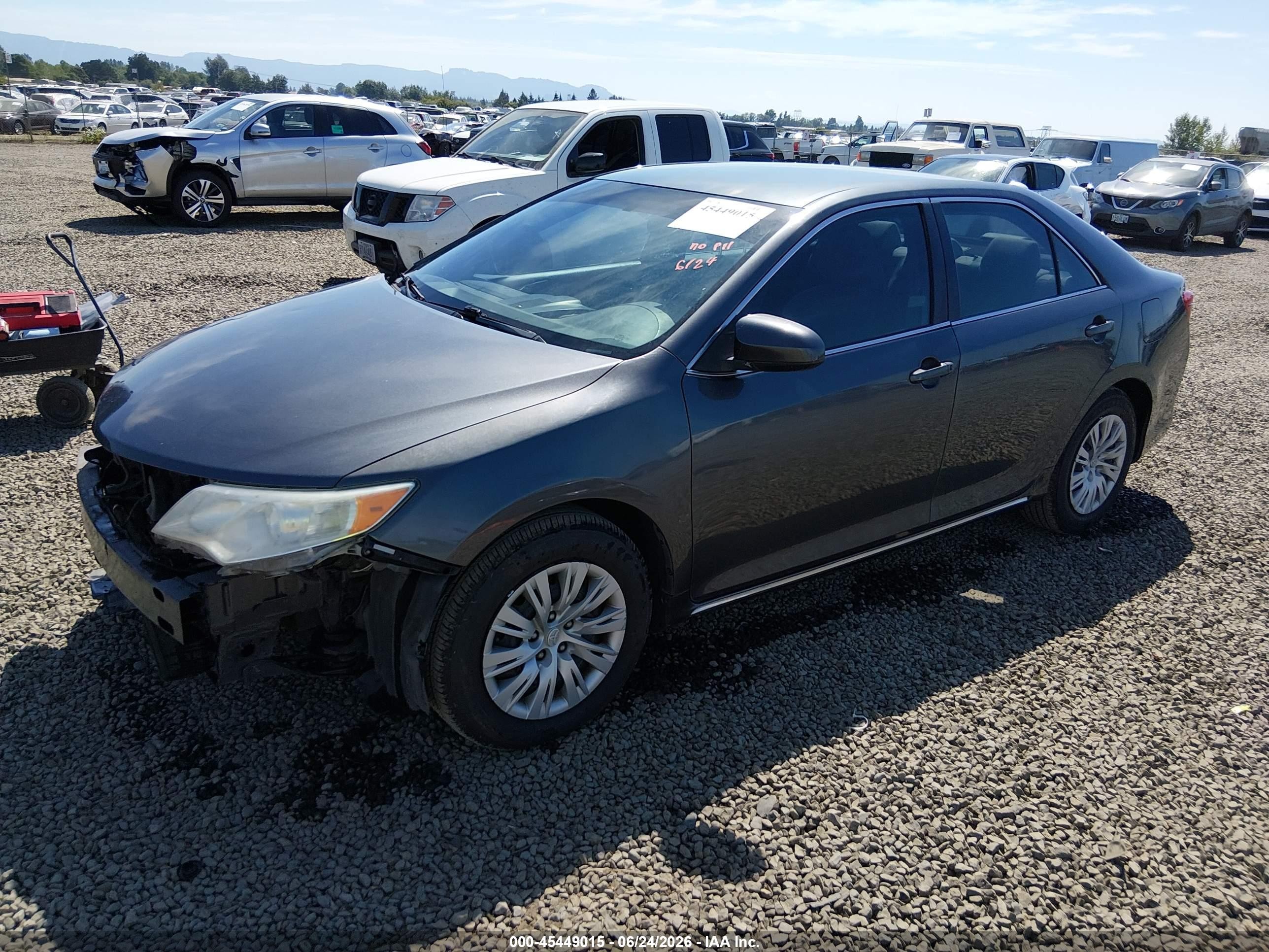 2012 Toyota Camry Le Gray vin: 4T1BF1FK2CU038425