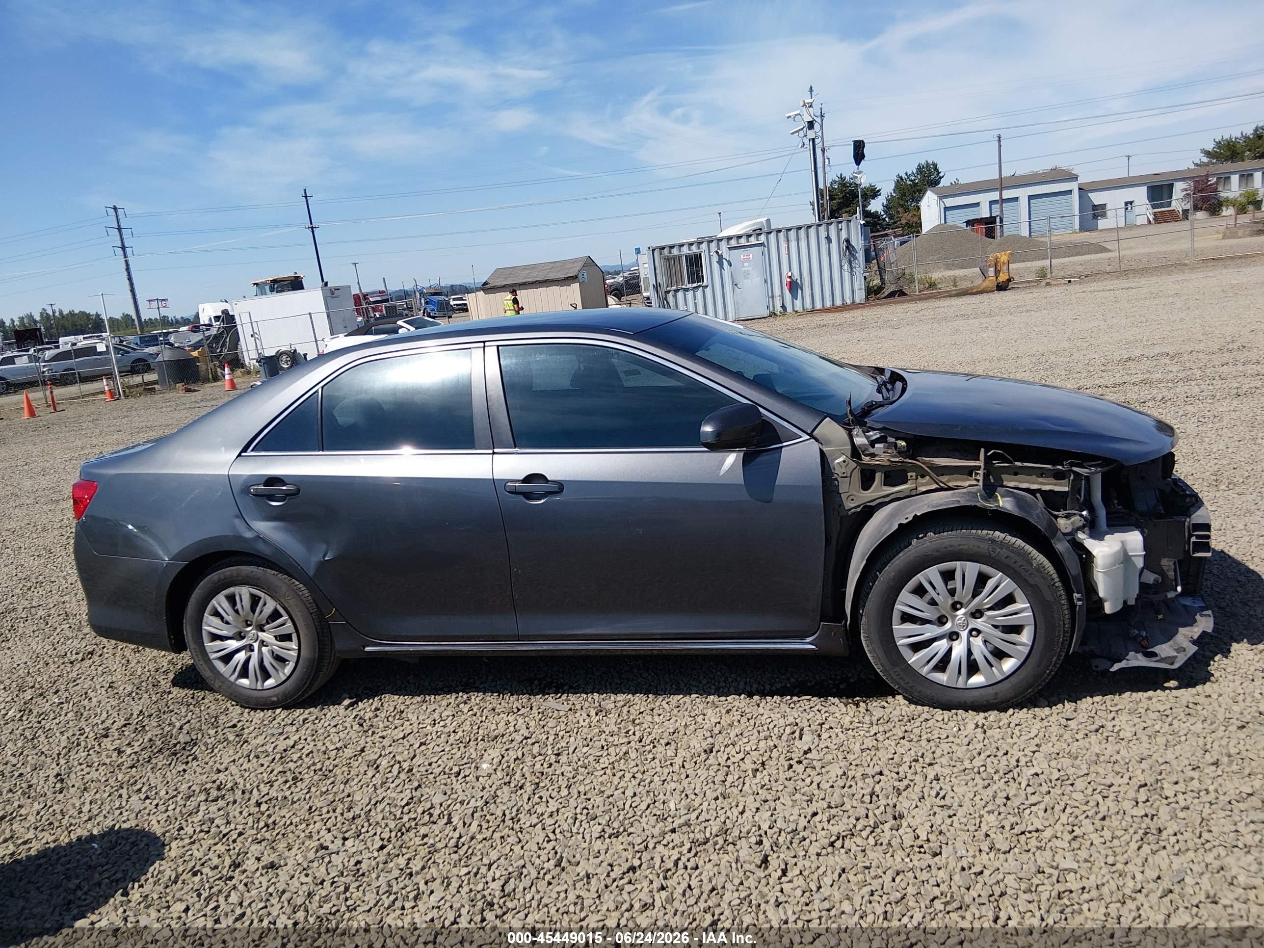 2012 Toyota Camry Le Gray vin: 4T1BF1FK2CU038425