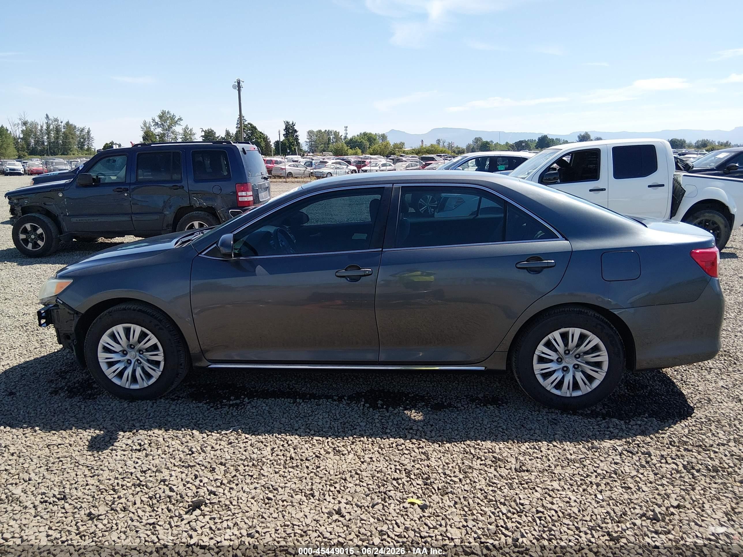 2012 Toyota Camry Le Gray vin: 4T1BF1FK2CU038425