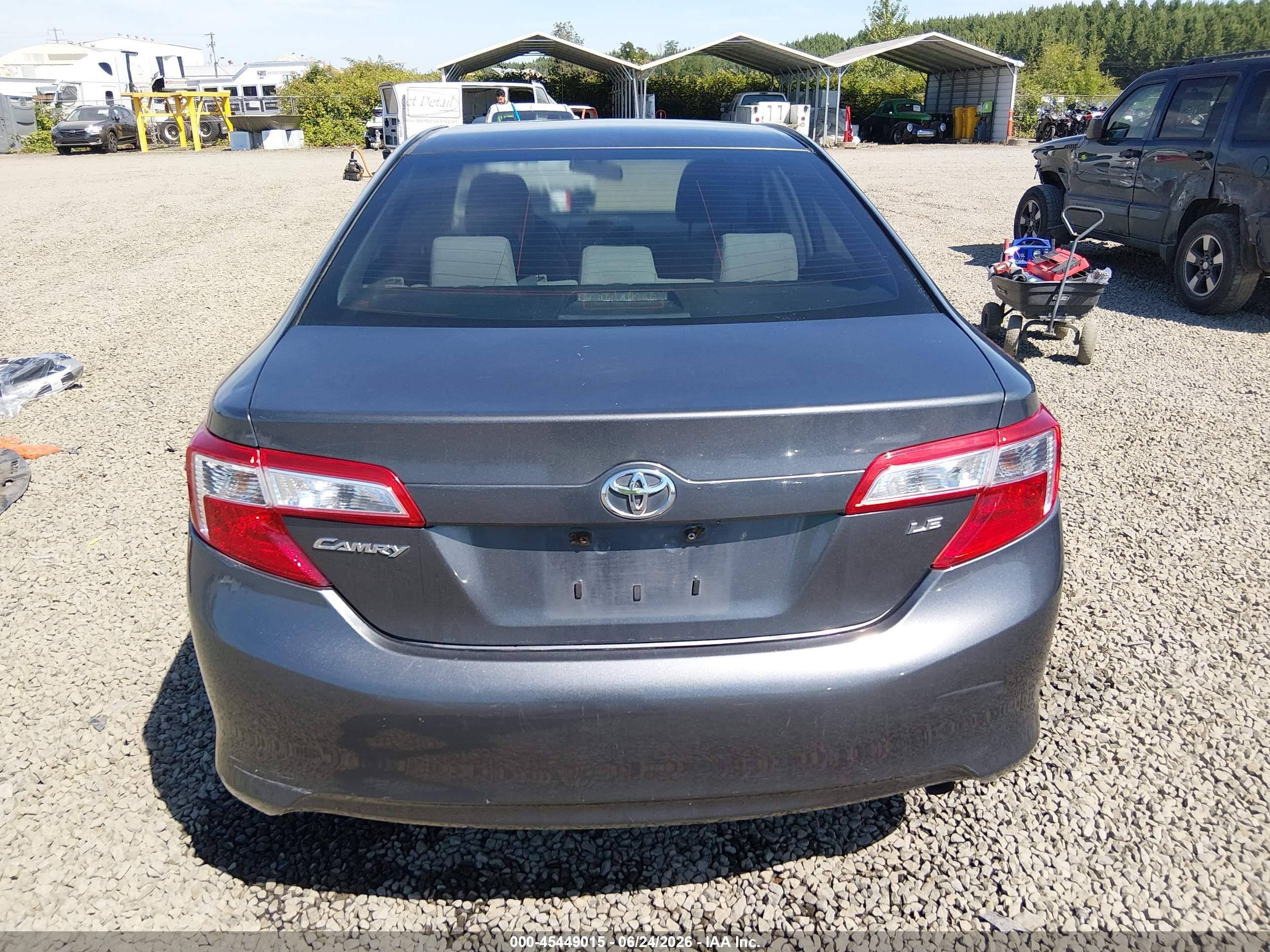 2012 Toyota Camry Le Gray vin: 4T1BF1FK2CU038425