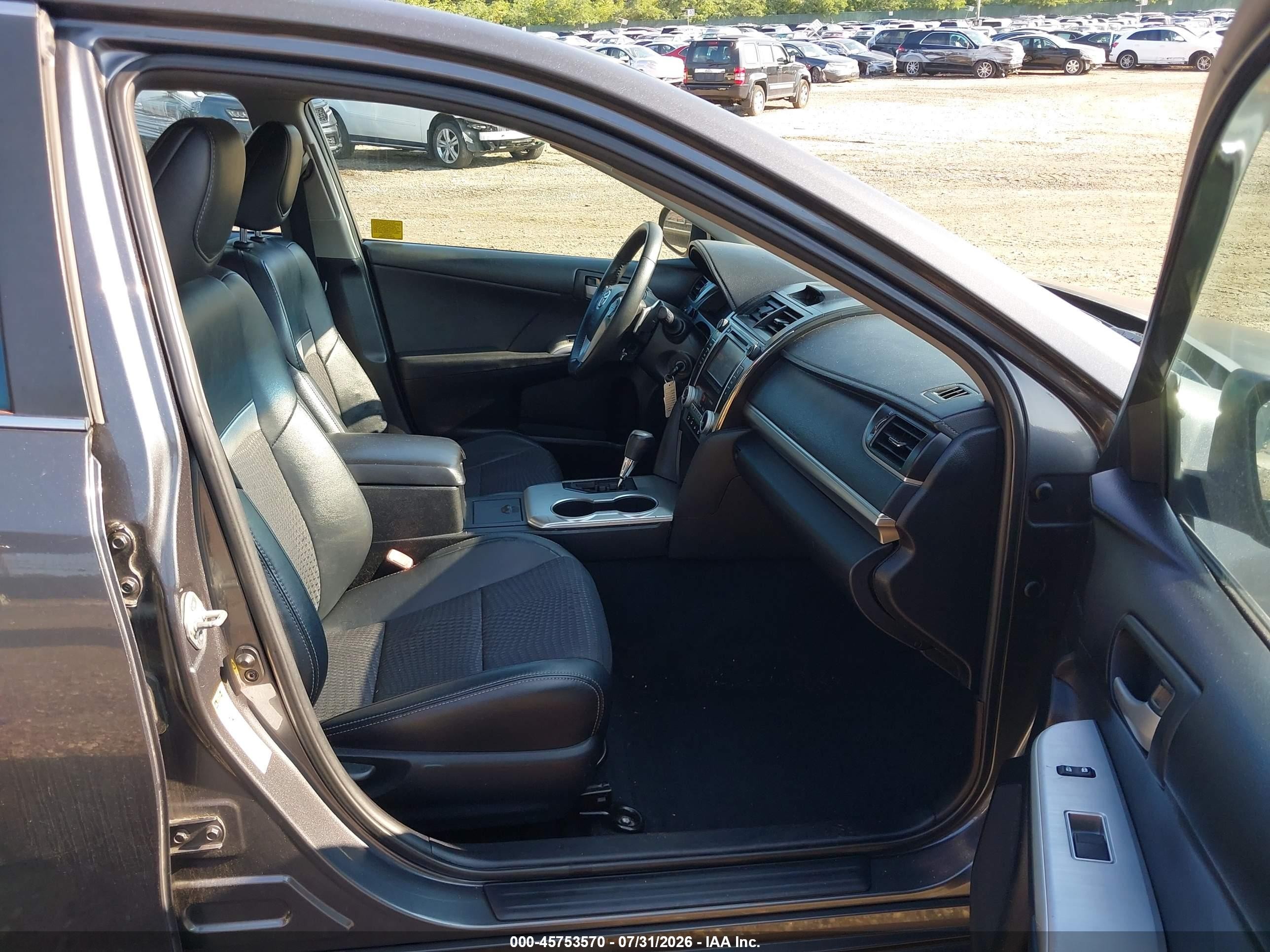 2012 Toyota Camry Se Gray vin: 4T1BF1FK2CU057170