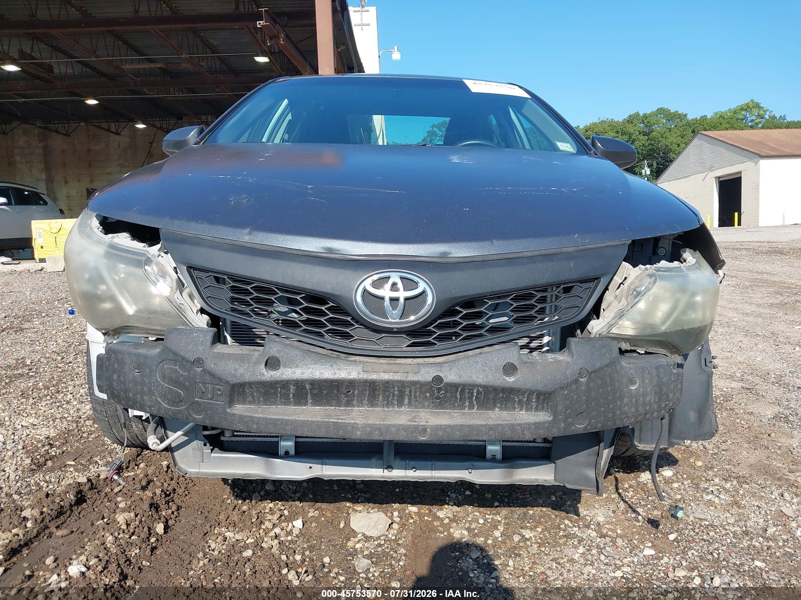 2012 Toyota Camry Se Gray vin: 4T1BF1FK2CU057170